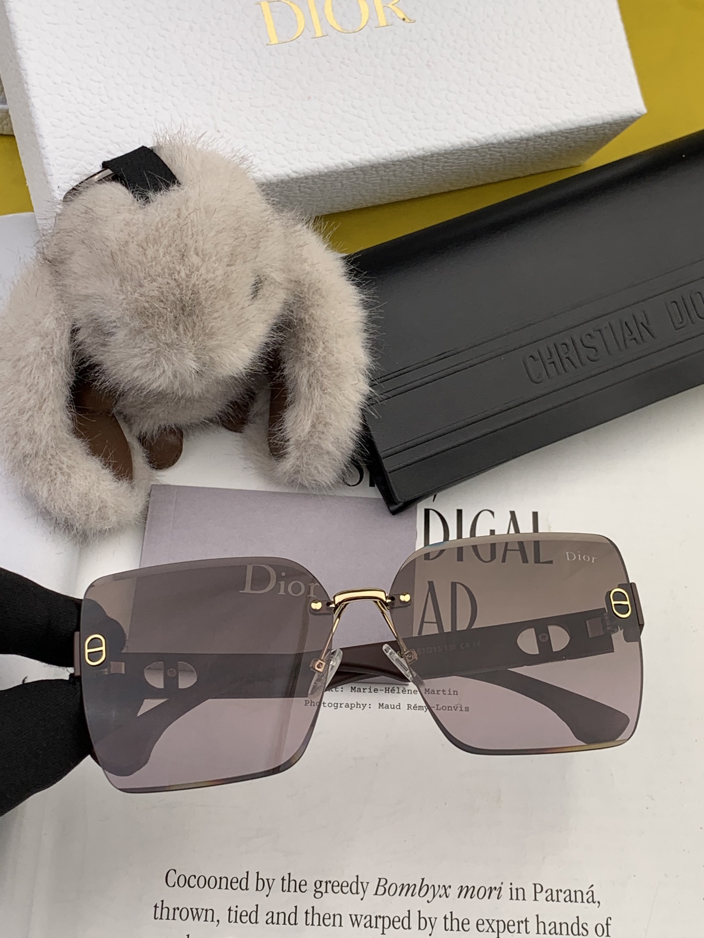🔺 【DIOR-迪奥】2025开春新款 潮流爆款 时尚方框太阳镜 高品质 佩戴舒适 网红潮款墨镜 型号：