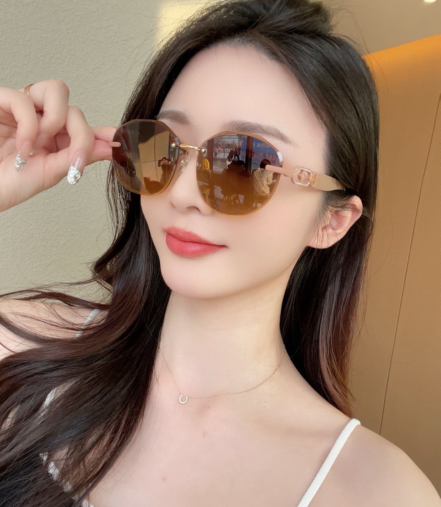 NO:247525,[LV-Nylon Polarized Sunglasses] 2025 Spring New Model Fashion Fashion Round Frame Polarized Sunglasses High Quality Comfortable Wear Internet celebrity trendy sunglasses Women's HD nylon Polarized Sunglasses High Quality TR Frame Model L8331 Glasses Sunglasses Sunglasses, Glasses, louis vuitton19860909【LV-尼龙偏光太阳镜】2025开春新款 潮流爆款 时尚圆框偏光太阳镜 高品质 佩戴舒适 网红潮款墨镜 女士高清尼龙偏光太阳镜 高品质TR镜框 型号L8331眼镜墨镜太阳镜,眼镜,louis vuitton,glasses