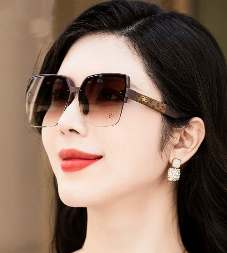 NO:246550,CHANE Chanel fashion frameless sunglasses lenses Top luxury goods [Strong] High quality [Victory] [Kiss] [Perfect] Extraordinary temperament Women driving sunglasses [Love] Model CH3301 glasses sunglasses, glasses, chanel, chanel19860909CHANE 香奈儿时尚无框太阳镜镜片 顶级奢侈品[强] 高品质[胜利][亲亲] [得意] 气质非凡 女士开车墨镜[爱情] 型号CH3301眼镜墨镜太阳镜,眼镜,chanel,chanel,glasses