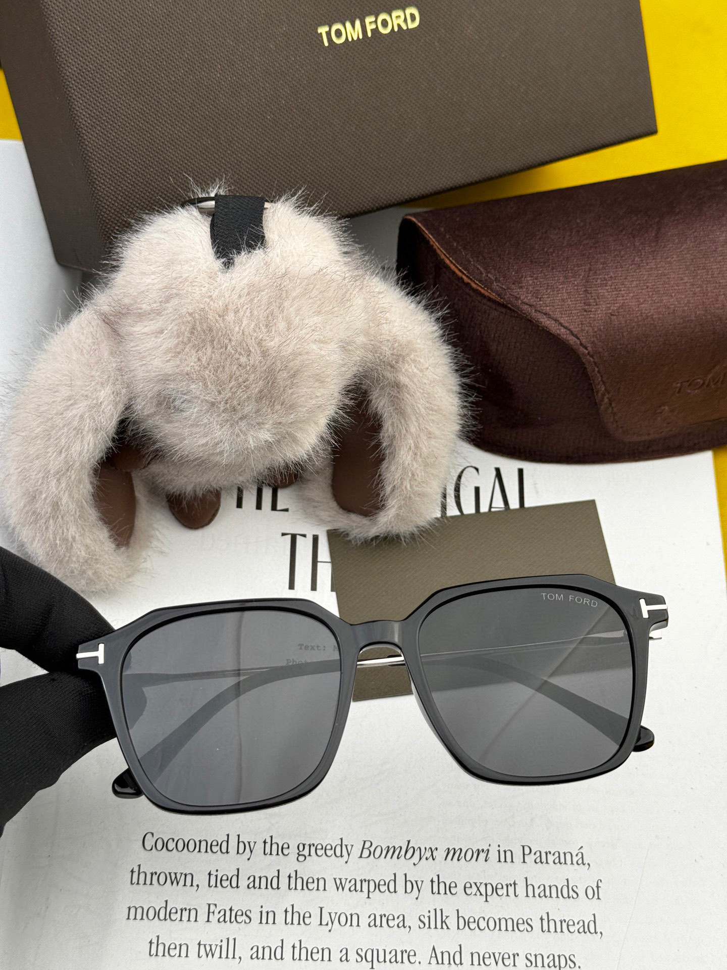  【TOMFORD】汤姆福特 爆款来袭！经典火爆作品 重磅出击 ！超经典偏光眼镜，时刻展现时尚大牌风范！