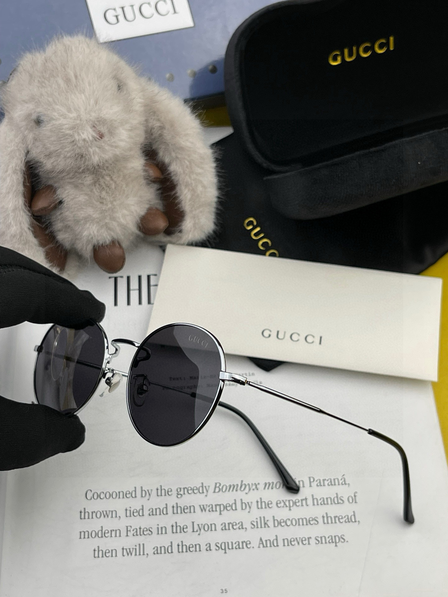   Gucci 。  高品质男女款墨镜   👍 进口宝丽来偏光镜片  。 开车钓鱼都可 。百搭显瘦墨镜韩
