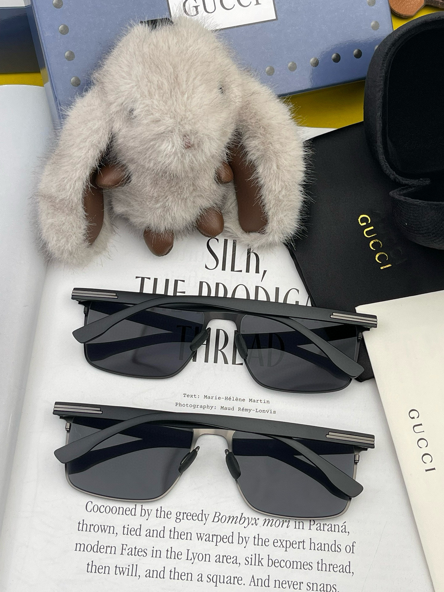        GUCCI 男款炫彩飞行员偏光太阳镜 ❤️材质：高清尼龙加厚卡槽高清偏光镜片 🌹无边框镜架