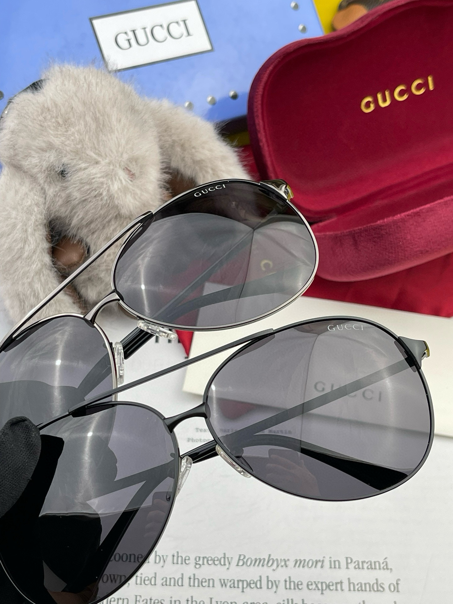   Gucci 。  高品质男女款墨镜   👍 进口宝丽来偏光镜片  。蛤蟆镜 开车钓鱼都可 。百搭显瘦