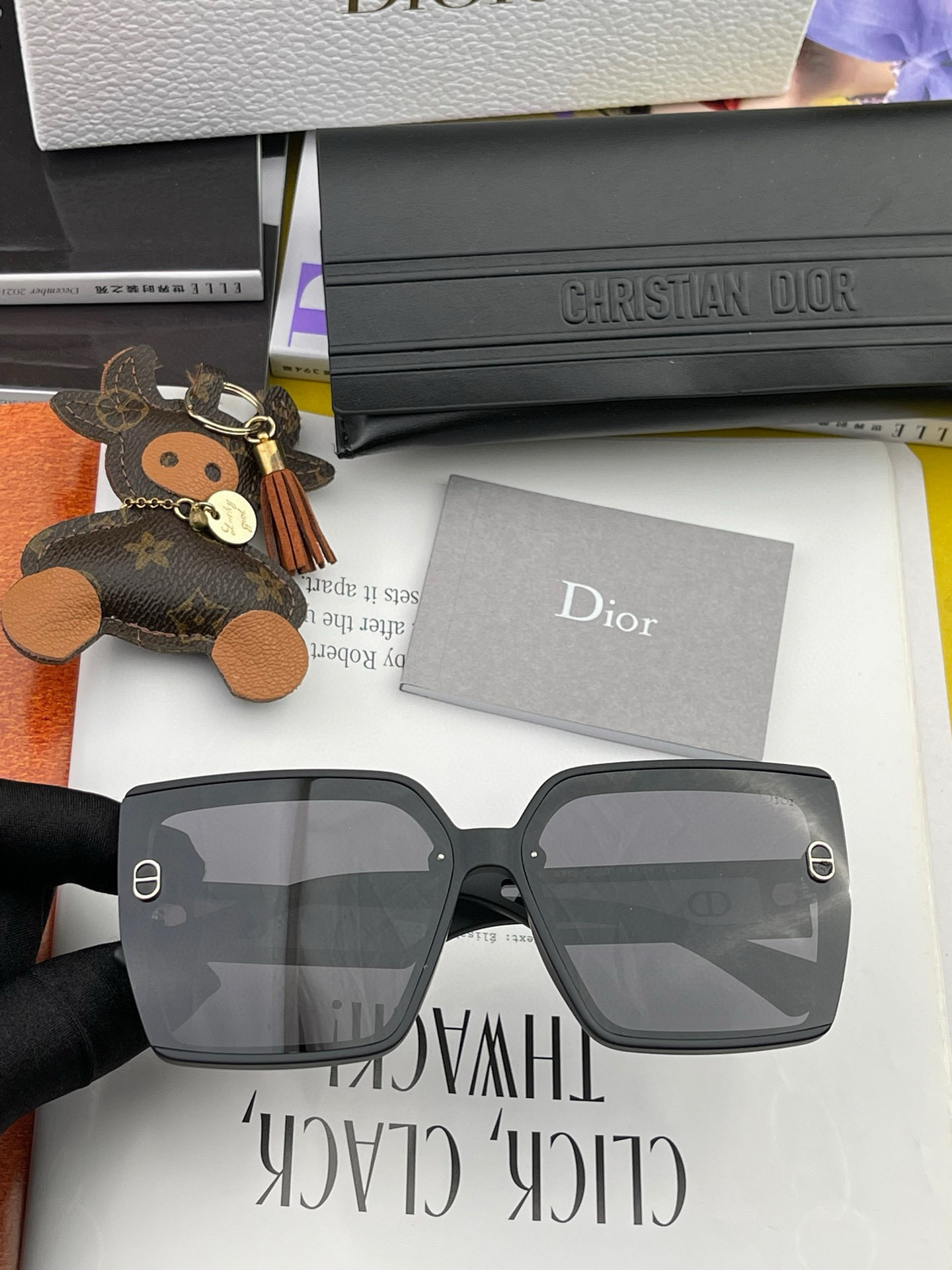 🔺 【DIOR-迪奥】2025开春新款 潮流爆款 时尚方框偏光太阳镜 高品质 佩戴舒适 网红潮款墨镜 女
