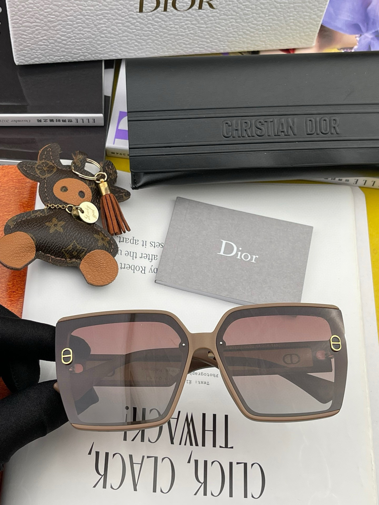 🔺 【DIOR-迪奥】2025开春新款 潮流爆款 时尚方框偏光太阳镜 高品质 佩戴舒适 网红潮款墨镜 女