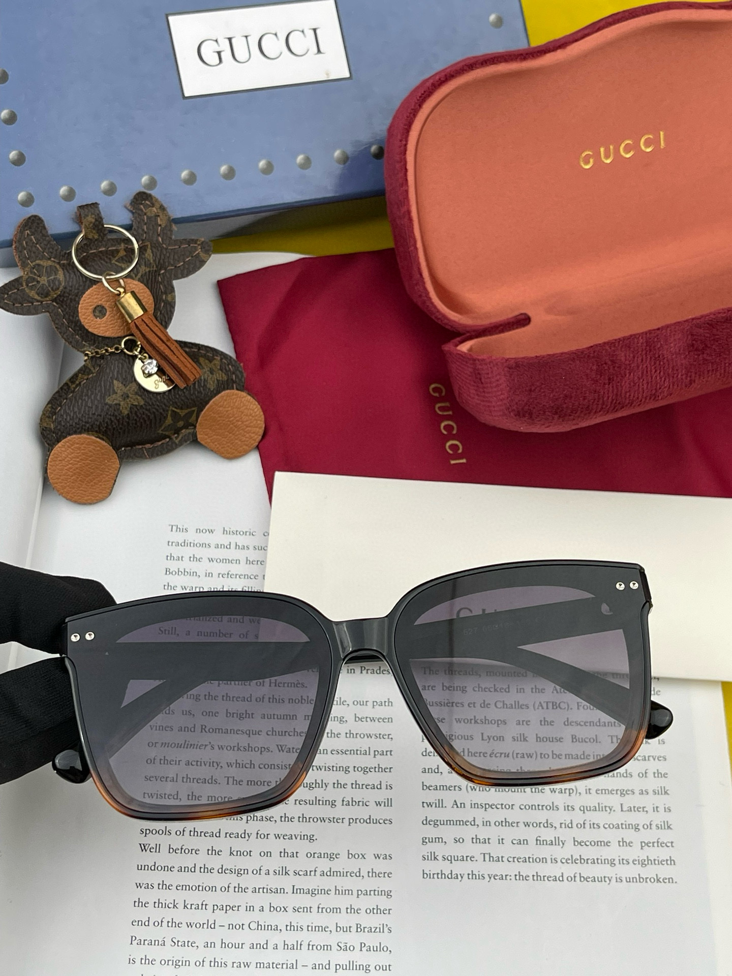 🔺 【GUCCI】2025开春新款 潮流爆款 时尚方框偏光太阳镜 高品质 佩戴舒适 网红潮款墨镜 女士高
