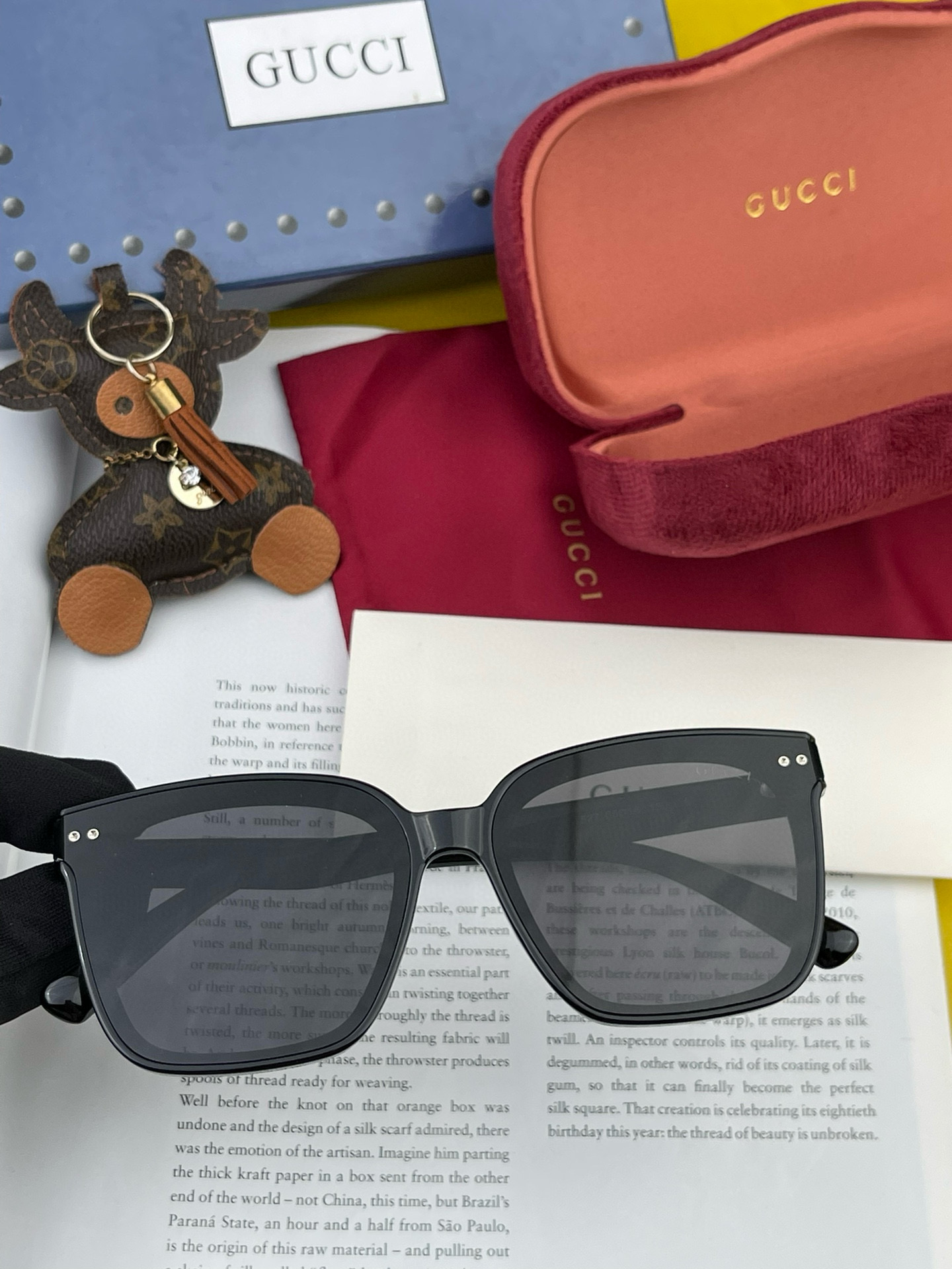 🔺 【GUCCI】2025开春新款 潮流爆款 时尚方框偏光太阳镜 高品质 佩戴舒适 网红潮款墨镜 女士高