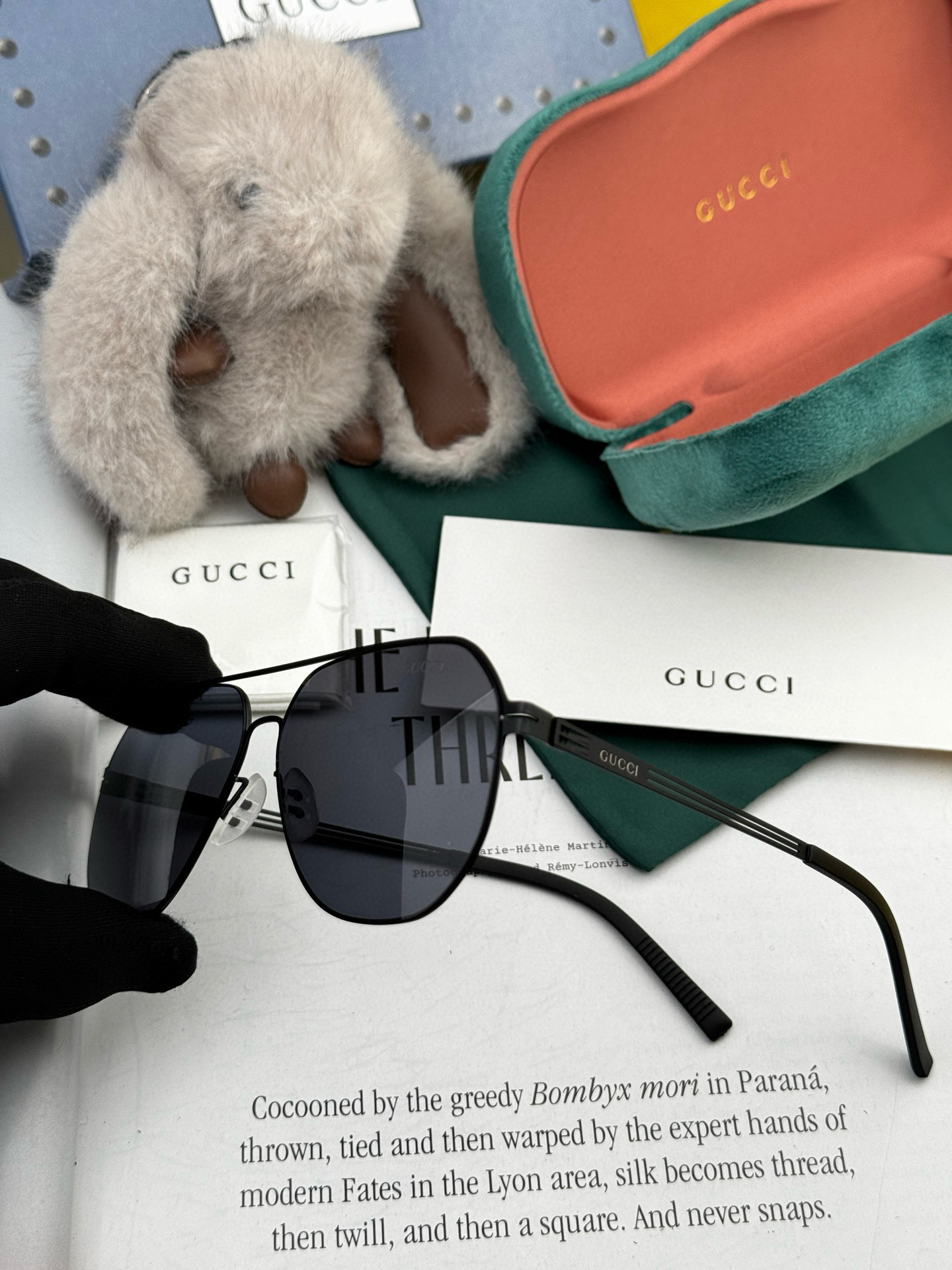 ♦️ GUCCI 2025新款男女情侣款太阳镜多边形墨镜iP电镀永不褪色 超轻超有弹性整幅眼镜无螺丝重要