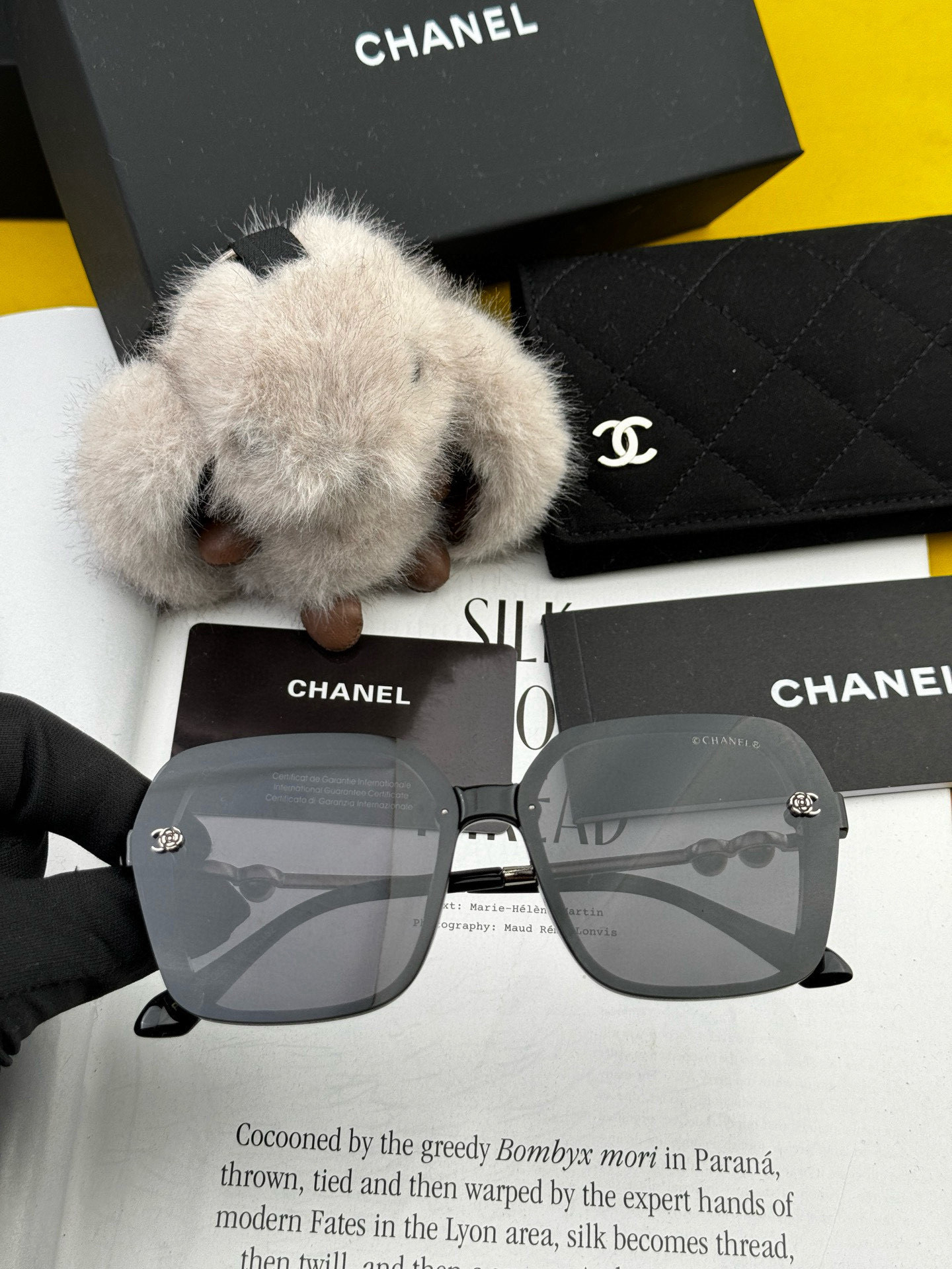 🔺CHANEL🔻2025官方早春新款，众多明星同款色香奈儿‼️‼️新款珍珠大框偏光墨镜 ，🌈🌈宝丽来超清
