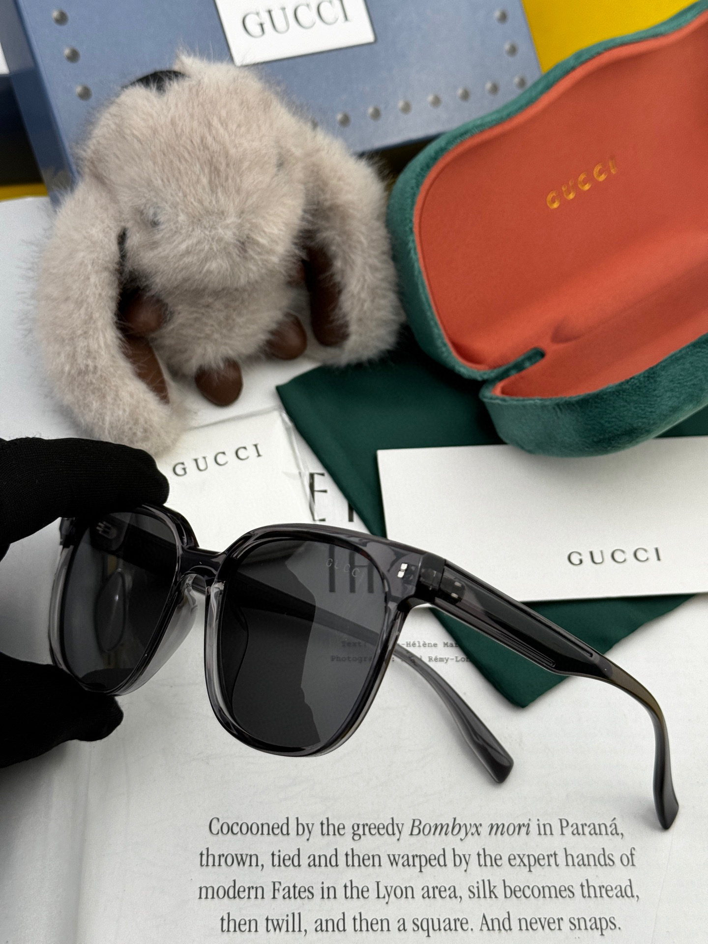 🔺 【GUCCI】2025开春新款 潮流爆款 时尚方框偏光太阳镜 高品质 佩戴舒适 网红潮款墨镜 情侣款