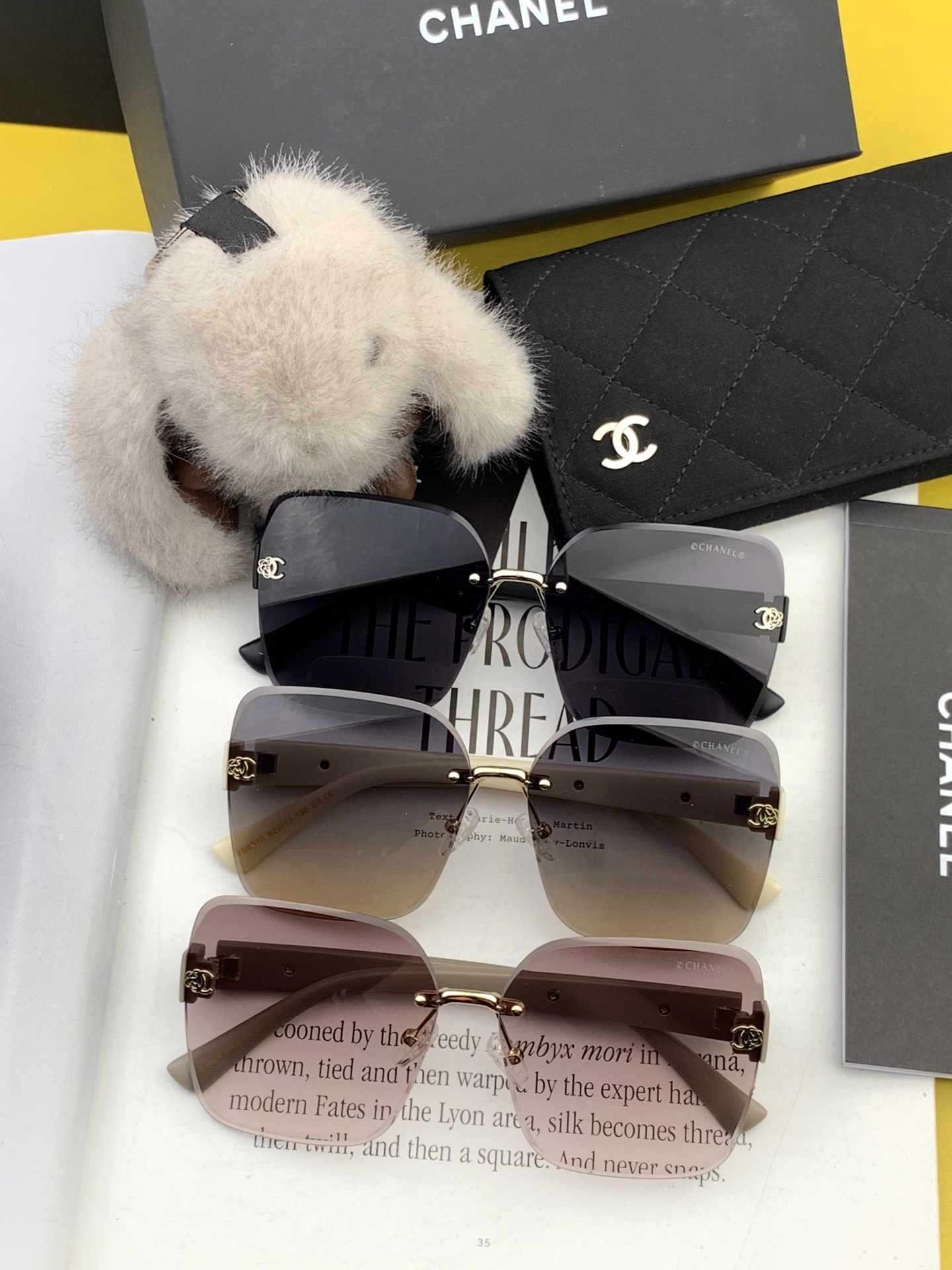   新品CHANEL 香奈儿太阳镜以独特魅力和前卫风格诠释春夏最新眼镜，质感超好佩带舒适 型号：CH45