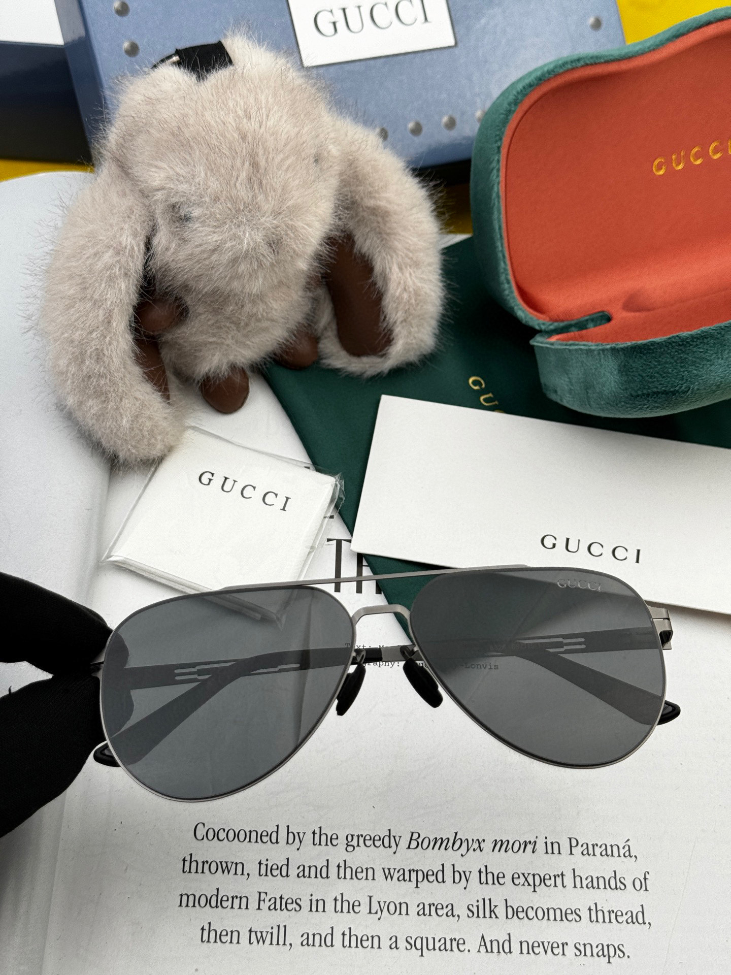 ♦️ GUCCI 2025新款男女情侣款太阳镜多边形墨镜iP电镀永不褪色 超轻超有弹性整幅眼镜无螺丝重要