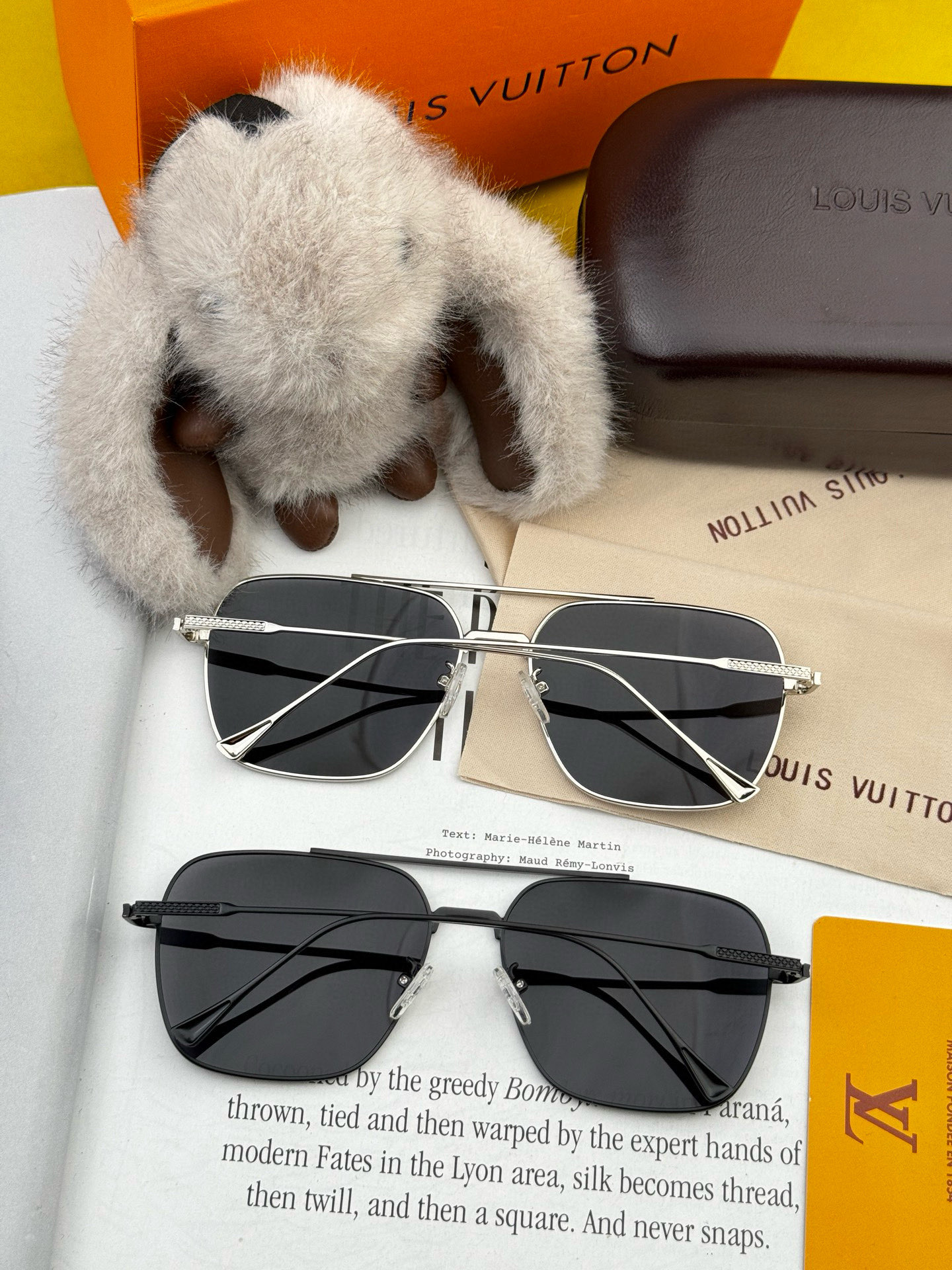 Lv 。  高品质男女款墨镜   👍 进口宝丽来偏光镜片  。蛤蟆镜 开车钓鱼都可 。百搭显瘦墨镜韩版