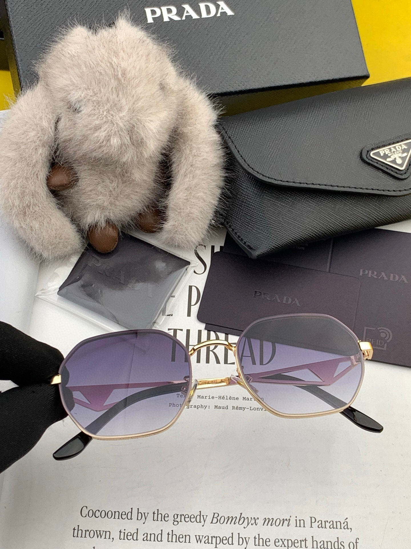 【PRADA】普拉达2025新款太阳眼镜 界级大师制造..最新 高档 潮流🐚🐚时尚百搭🌪🌪男款百搭瘦脸太