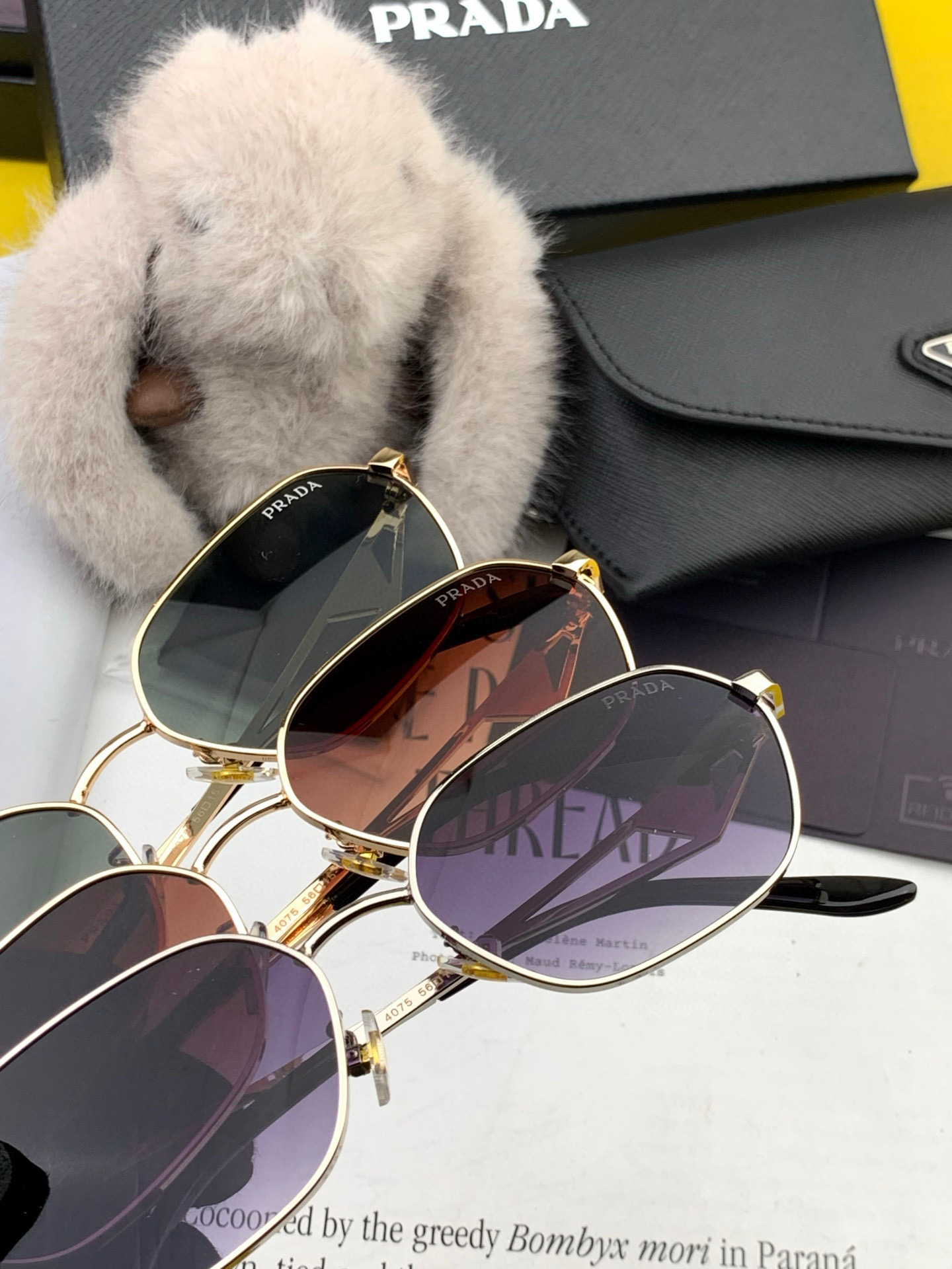 【PRADA】普拉达 2025新款太阳眼镜 界级大师制造..最新 高档 潮流🐚🐚时尚百搭🌪🌪男款百搭瘦脸