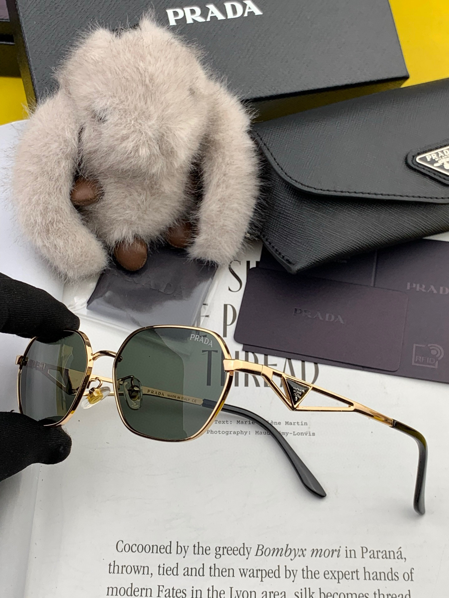 【PRADA】普拉达 2025新款太阳眼镜 界级大师制造..最新 高档 潮流🐚🐚时尚百搭🌪🌪男款百搭瘦脸