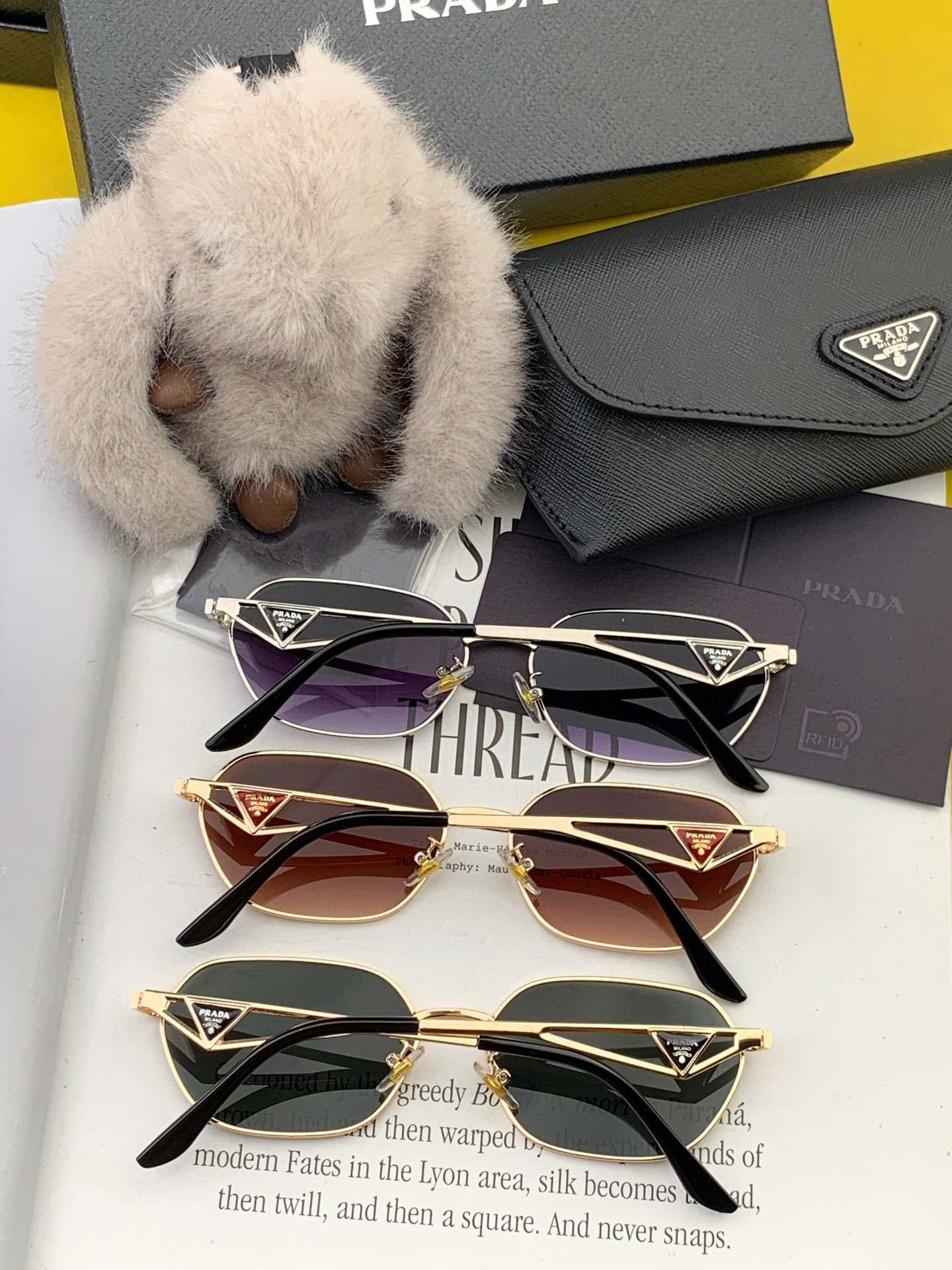 【PRADA】普拉达 2025新款太阳眼镜 界级大师制造..最新 高档 潮流🐚🐚时尚百搭🌪🌪男款百搭瘦脸