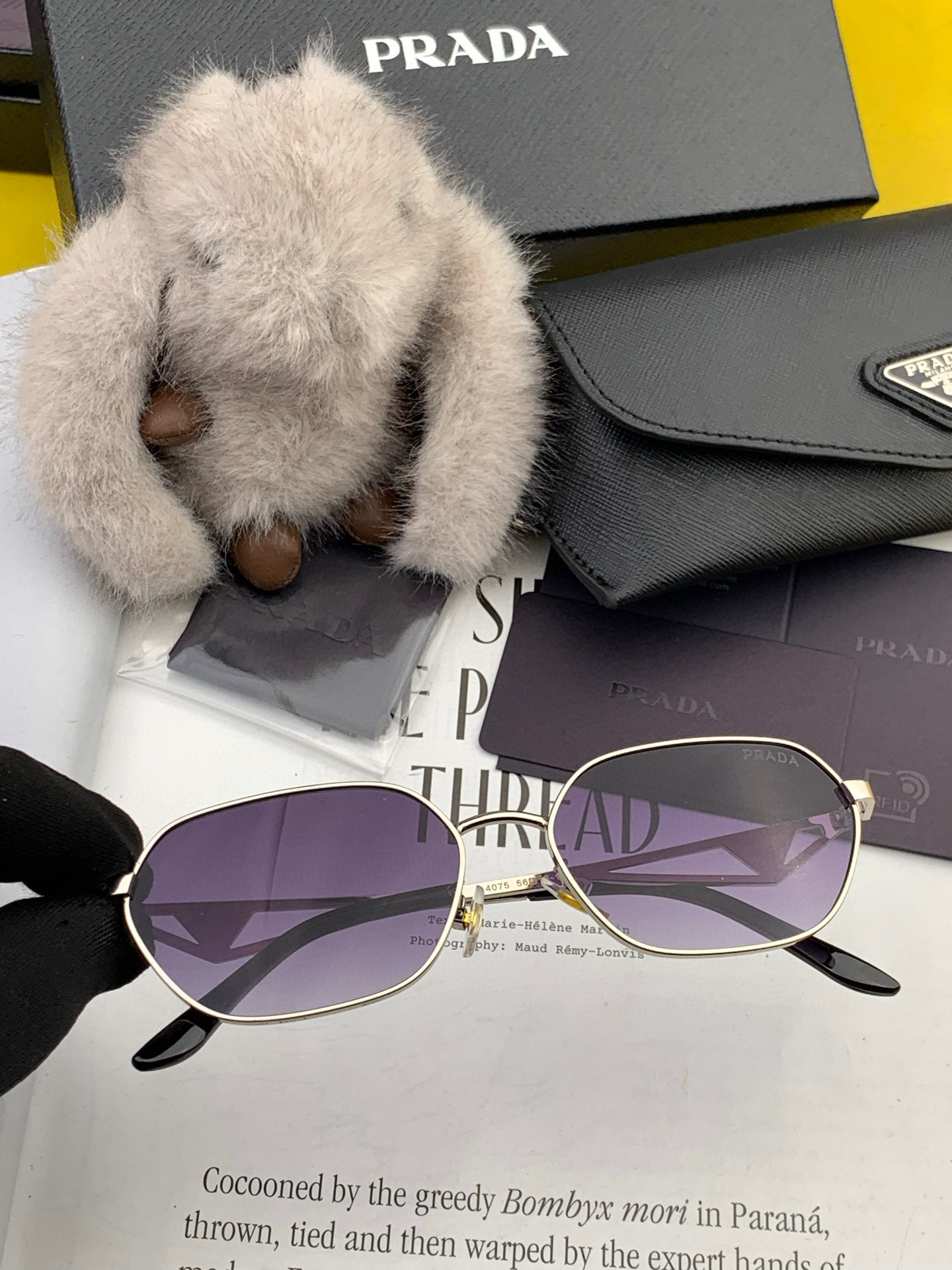 【PRADA】普拉达 2025新款太阳眼镜 界级大师制造..最新 高档 潮流🐚🐚时尚百搭🌪🌪男款百搭瘦脸