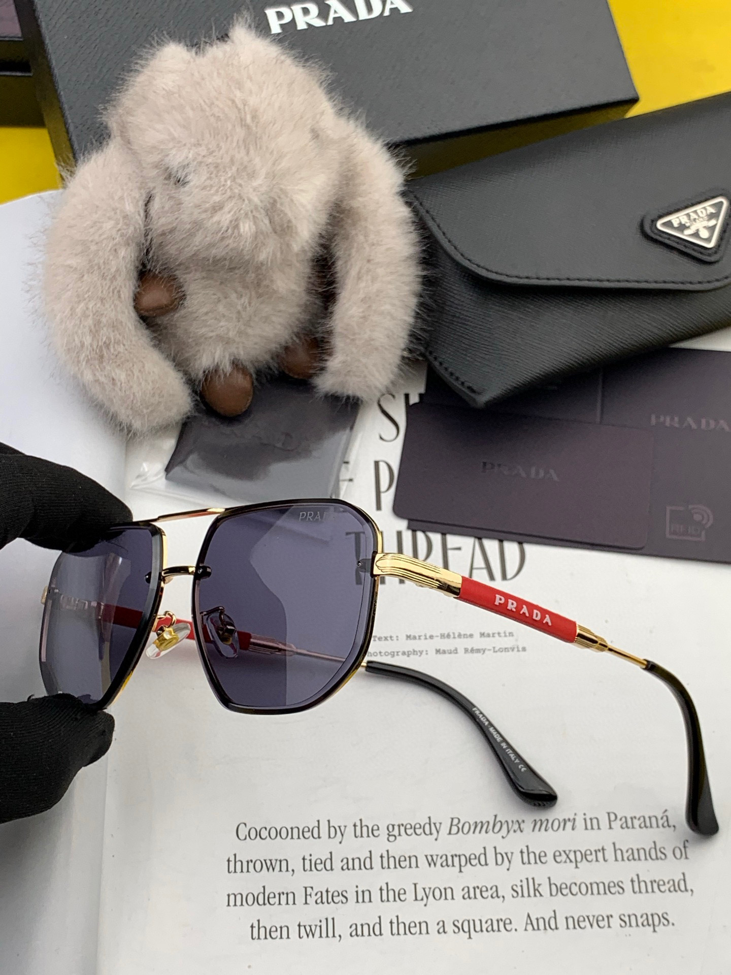 【PRADA】普拉达 2025新款太阳眼镜 界级大师制造..最新 高档 潮流🐚🐚时尚百搭🌪🌪男款百搭瘦脸