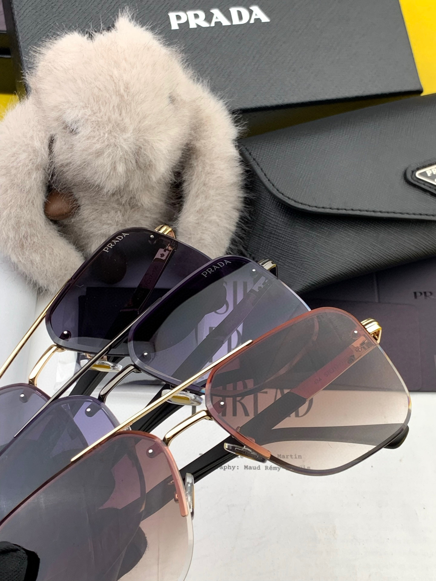 【PRADA】普拉达 2025新款太阳眼镜 界级大师制造..最新 高档 潮流🐚🐚时尚百搭🌪🌪男款百搭瘦脸