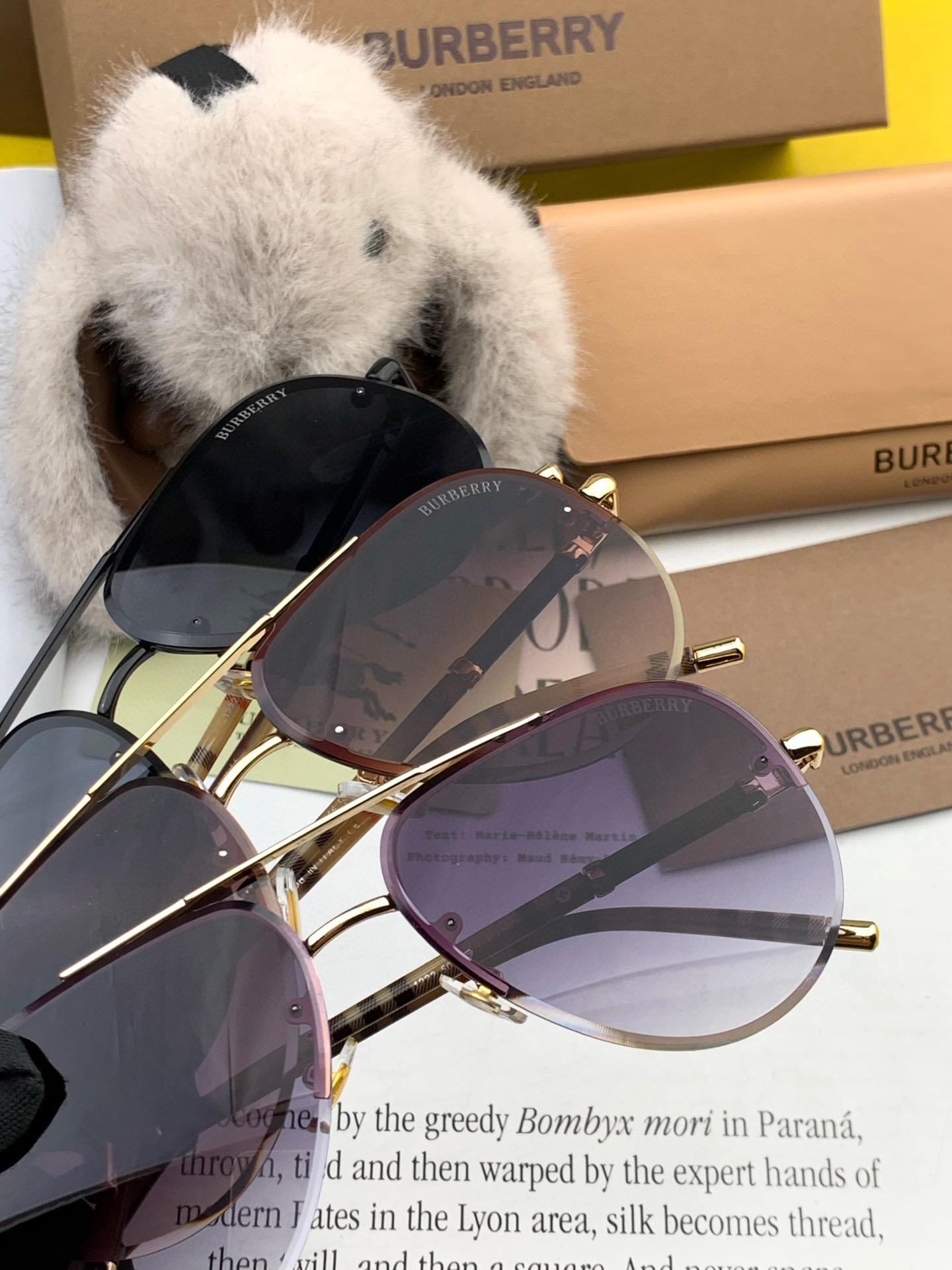  BURBERRY 巴宝莉 男士太阳眼镜 🕶🕶正版蛤蟆 太阳镜💋💋👣👣  高品质 不挑脸 火的狠 🍁🍁💯