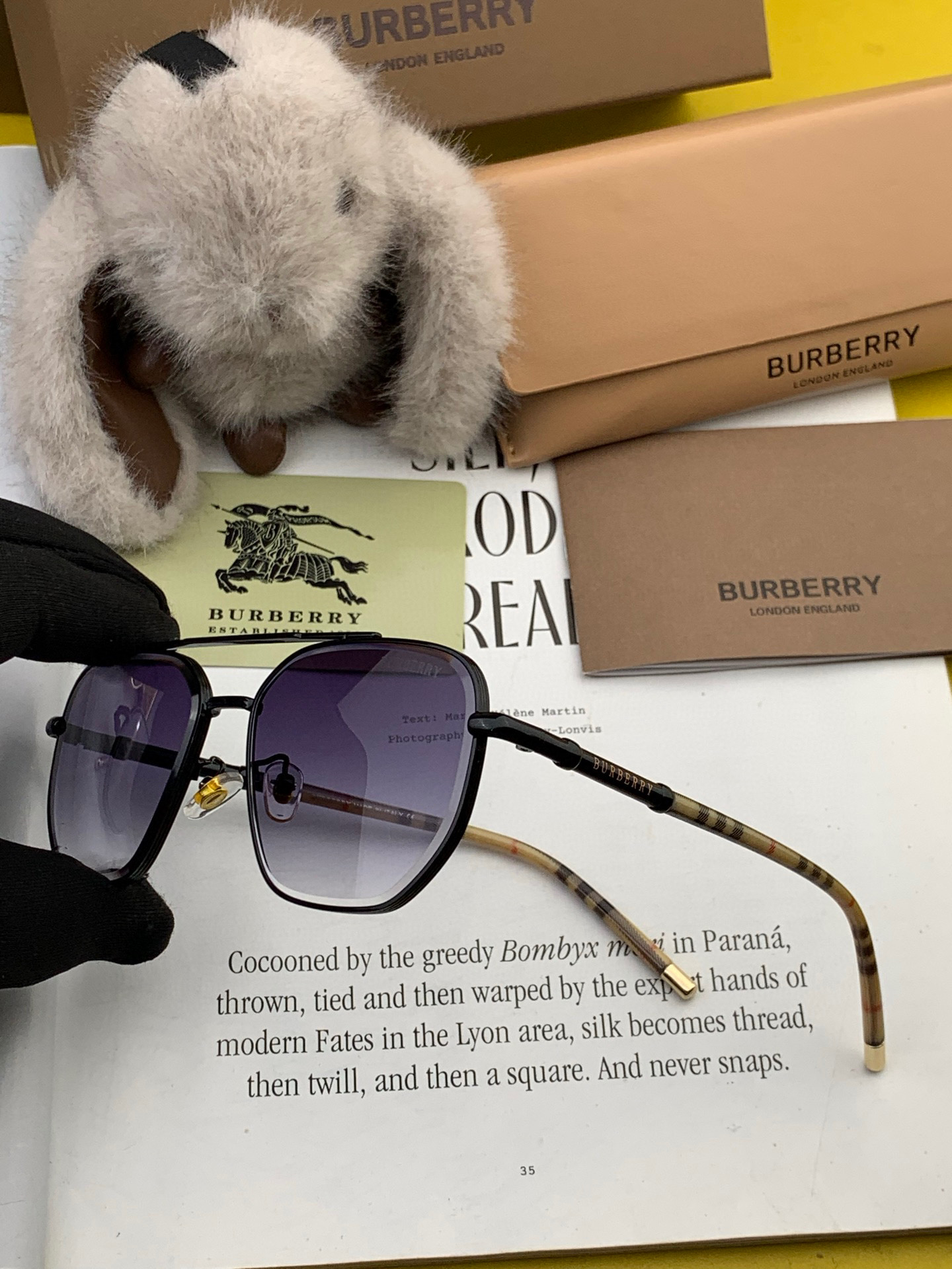   BURBERRY 巴宝莉 男士太阳眼镜 🕶🕶正版蛤蟆 太阳镜💋💋👣👣  高品质 不挑脸 火的狠 🍁🍁