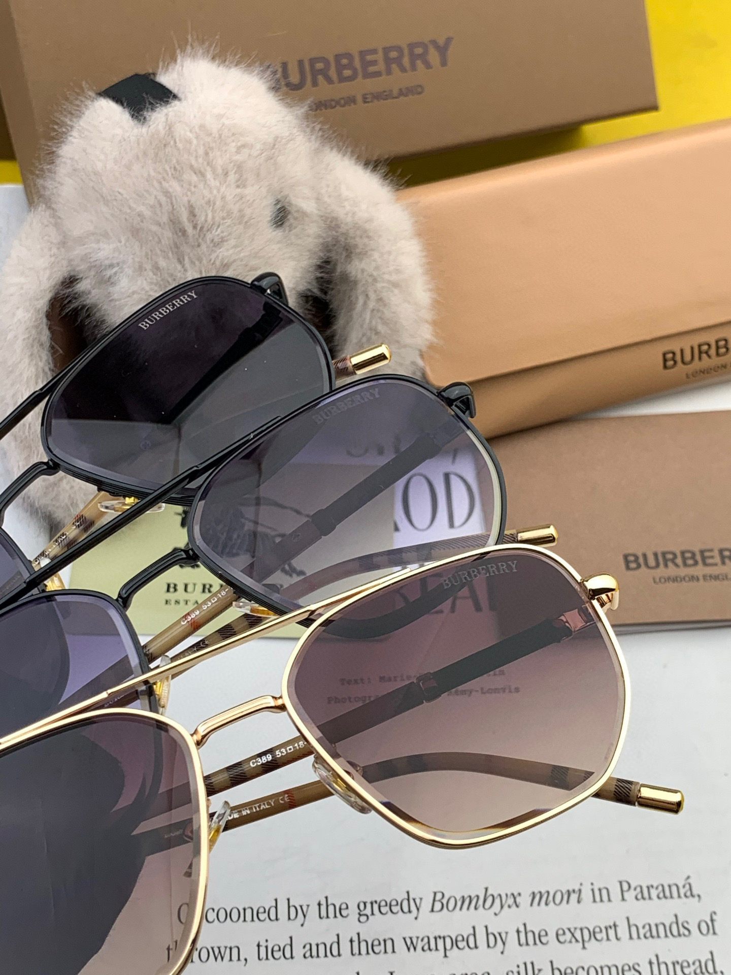   BURBERRY 巴宝莉 男士太阳眼镜 🕶🕶正版蛤蟆 太阳镜💋💋👣👣  高品质 不挑脸 火的狠 🍁🍁