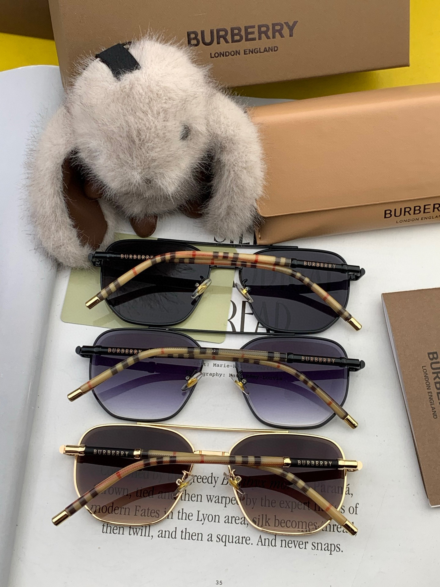   BURBERRY 巴宝莉 男士太阳眼镜 🕶🕶正版蛤蟆 太阳镜💋💋👣👣  高品质 不挑脸 火的狠 🍁🍁
