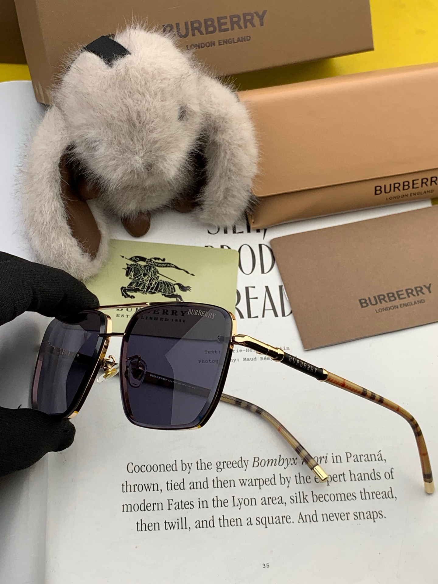   BURBERRY 巴宝莉 男士太阳眼镜 🕶🕶正版蛤蟆 太阳镜💋💋👣👣  高品质 不挑脸 火的狠 🍁🍁