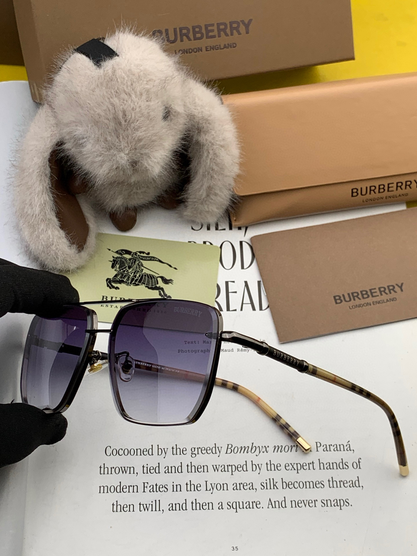   BURBERRY 巴宝莉 男士太阳眼镜 🕶🕶正版蛤蟆 太阳镜💋💋👣👣  高品质 不挑脸 火的狠 🍁🍁