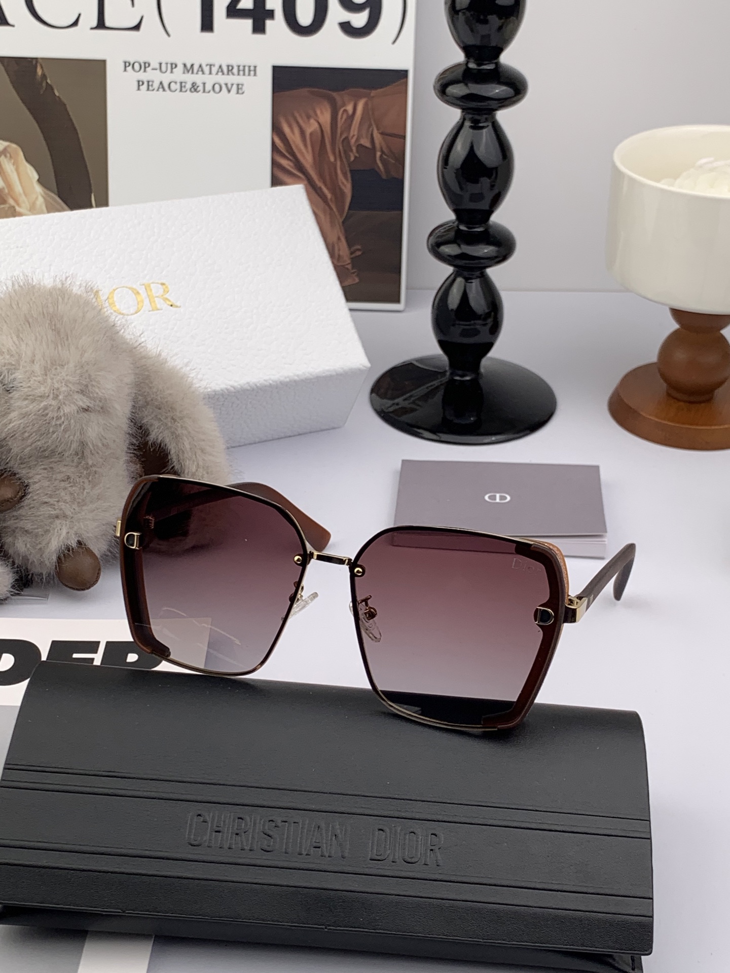  🔺 【DIOR-迪奥偏光太阳镜】2025开春新款 潮流爆款 时尚方框偏光太阳镜 高品质 佩戴舒适 网红
