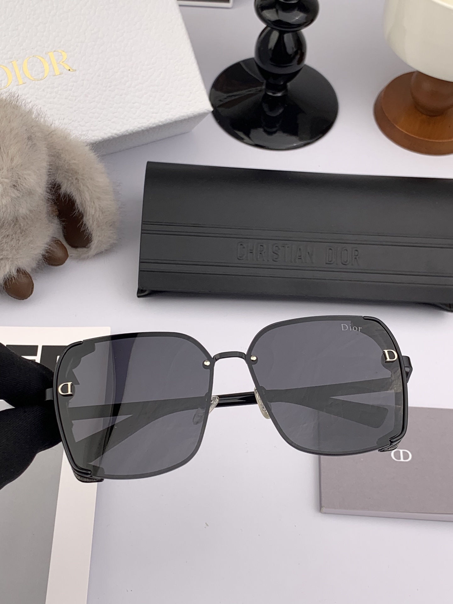  🔺 【DIOR-迪奥偏光太阳镜】2025开春新款 潮流爆款 时尚方框偏光太阳镜 高品质 佩戴舒适 网红
