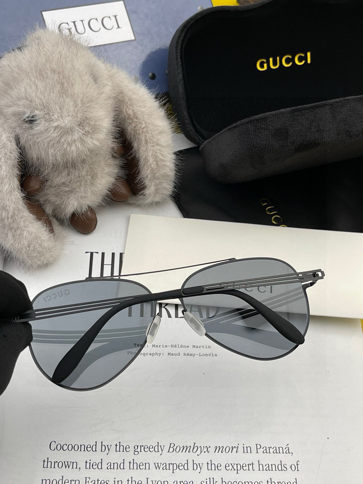        GUCCI 男款炫彩飞行员偏光太阳镜 ❤️材质：高清尼龙加厚卡槽高清偏光镜片 🌹无边框镜架