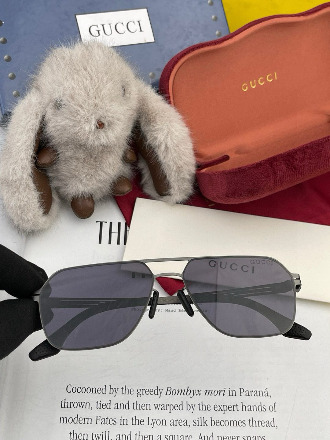 ♦️GUCCI 2025新款男女情侣款太阳镜多边形墨镜iP电镀永不褪色 超轻超有弹性整幅眼镜无螺丝重要的