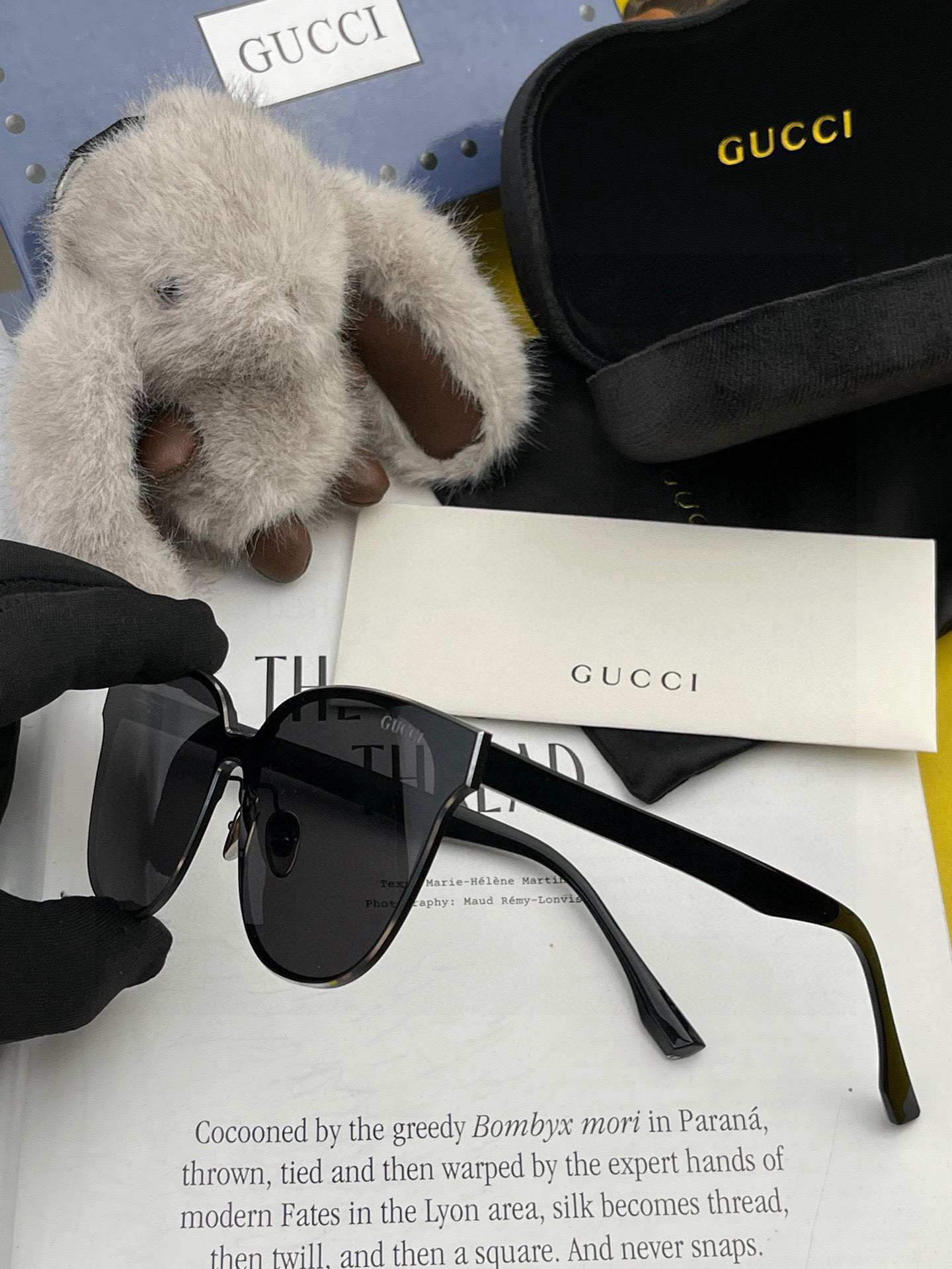 连体镜GUCCI2025开春新款一体镜 大框太阳镜男女同款 😎 
爆款大框尼龙太阳镜 超逼格超酷 
镜