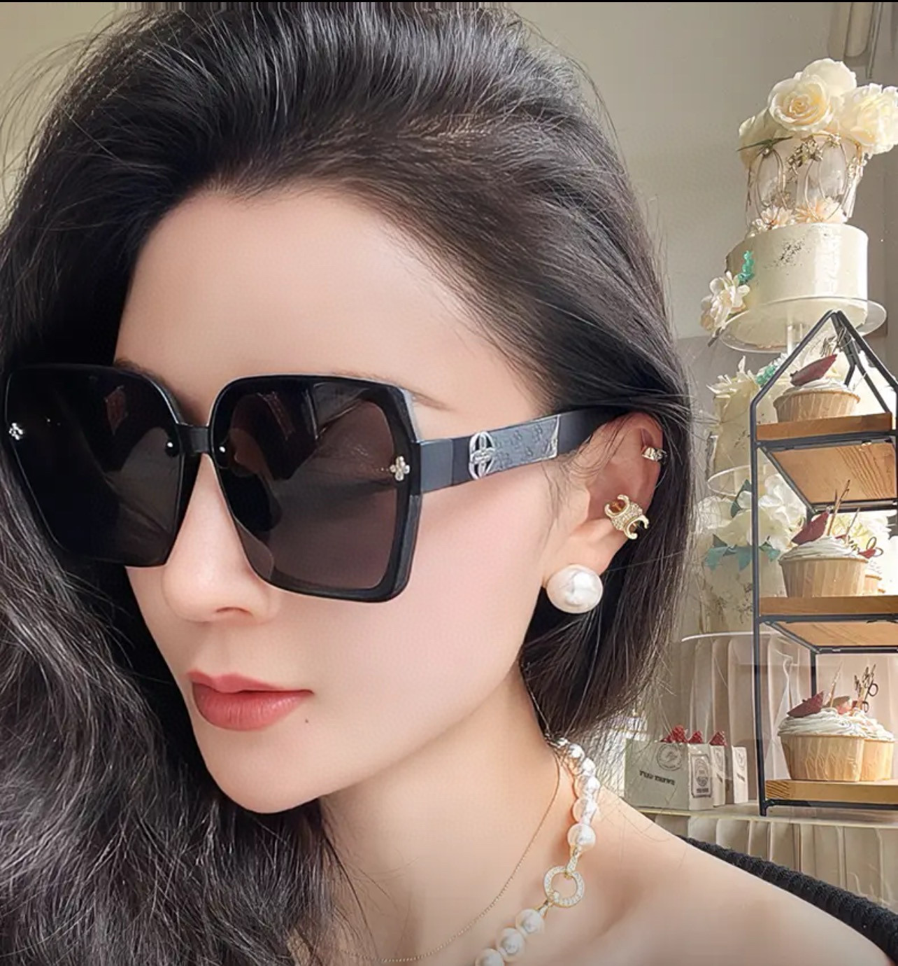 NO:250700,LV New spring 2025 trendy fashion styles fashion square frame sunglasses high quality comfortable to wear Internet celebrity trendy sunglasses Model L2200 glasses sunglasses sunglasses, glasses, louis vuitton19860909LV 2025年开春新款 潮流爆款 时尚方框太阳镜 高品质 佩戴舒适 网红潮款墨镜 型号L2200眼镜墨镜太阳镜,眼镜,louis vuitton,glasses