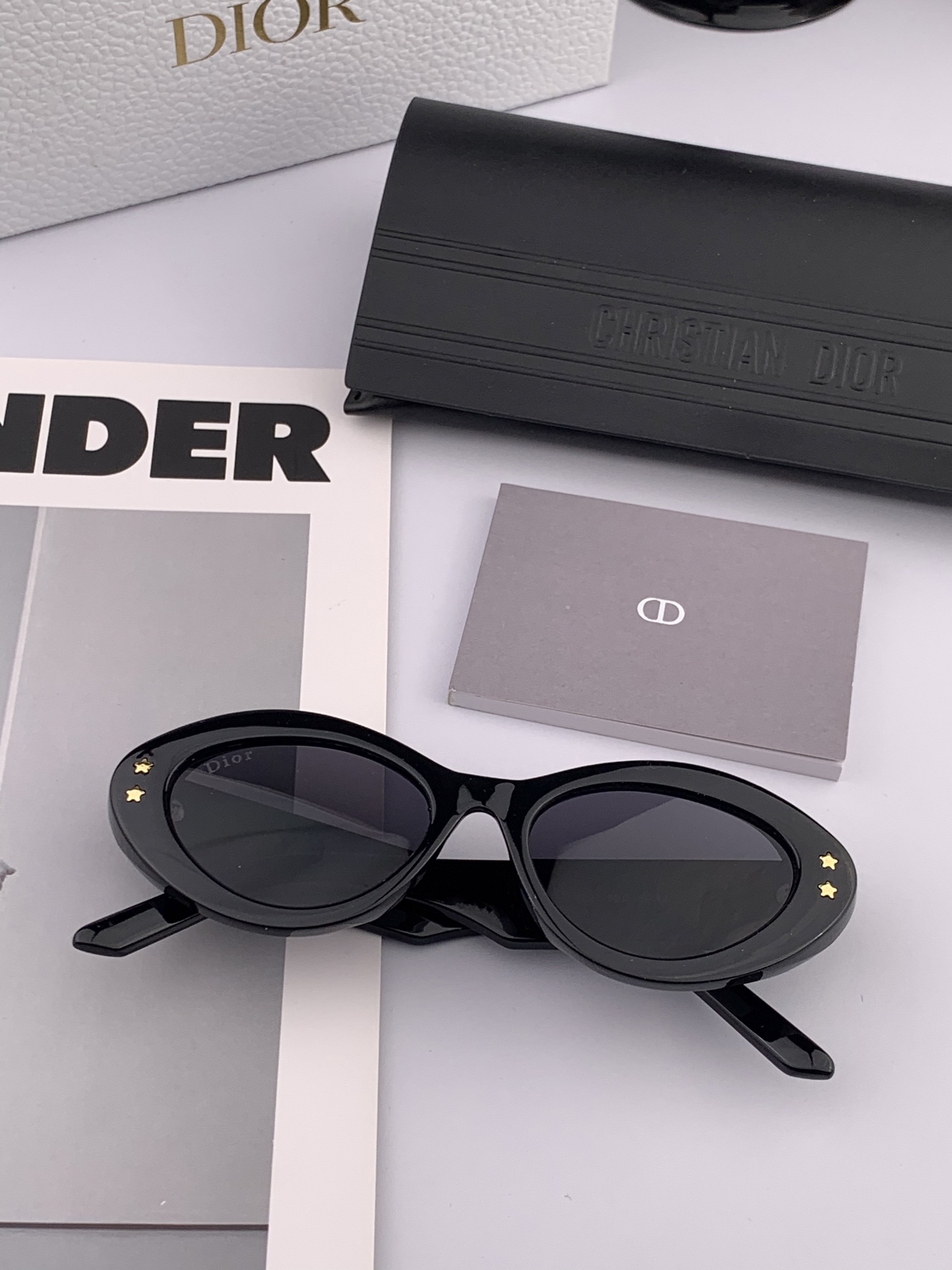🔺 【DIOR-迪奥】2025开春新款 潮流爆款 时尚方框太阳镜 高品质 佩戴舒适 网红潮款墨镜 女士高