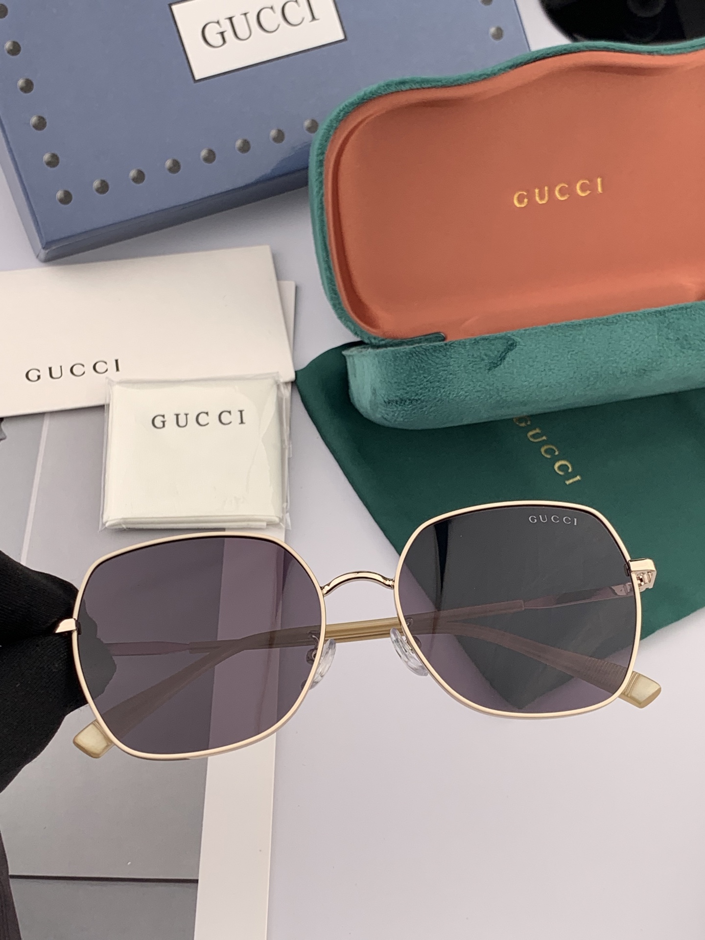  🔺 【GUCCI-偏光太阳镜】2025开春新款 潮流爆款 时尚圆框偏光太阳镜 高品质 佩戴舒适 网红潮
