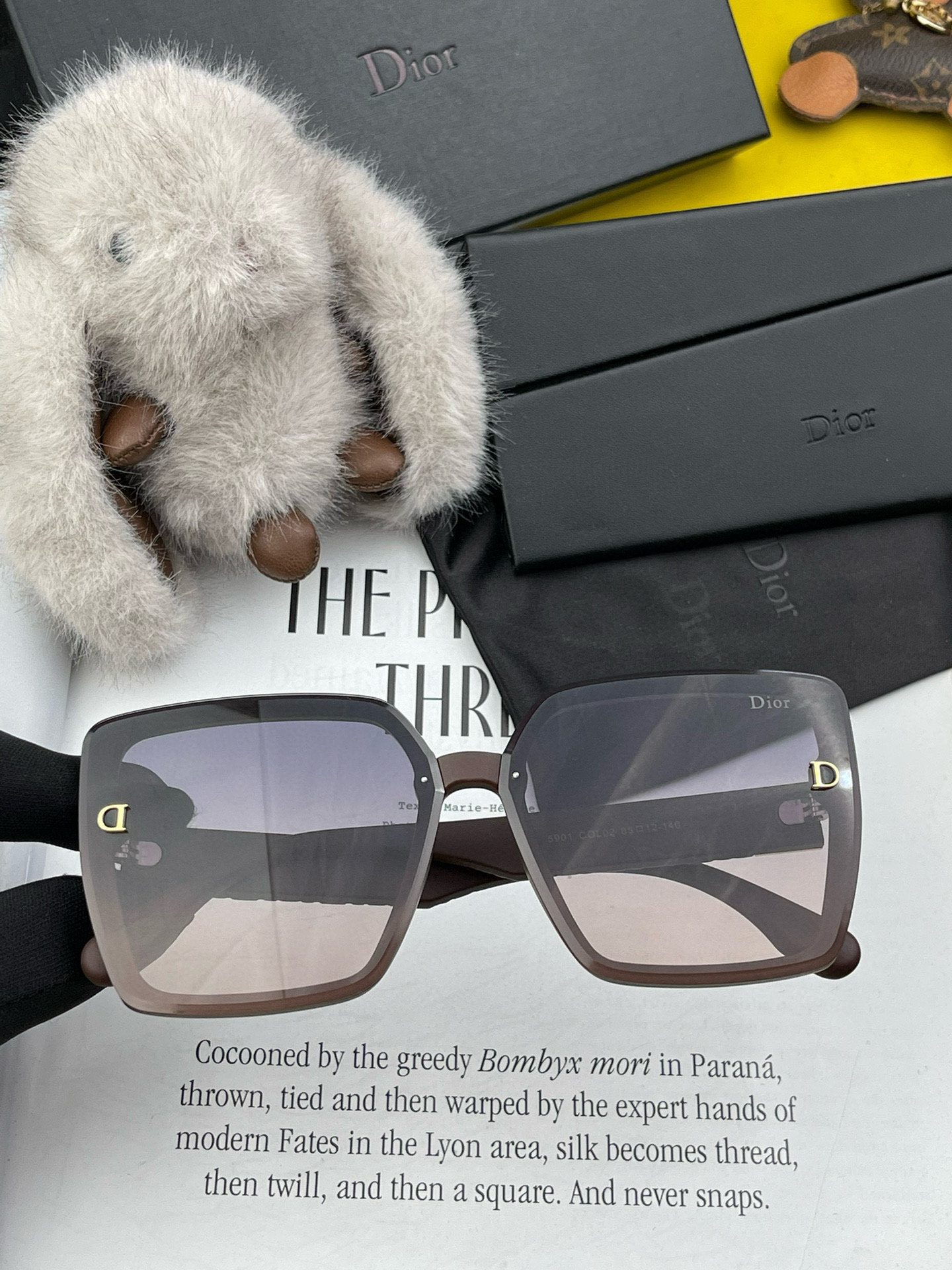  🔺 【DIOR-迪奥】2025开春新款 潮流爆款 时尚方框偏光太阳镜 高品质 佩戴舒适 网红潮款墨镜 
