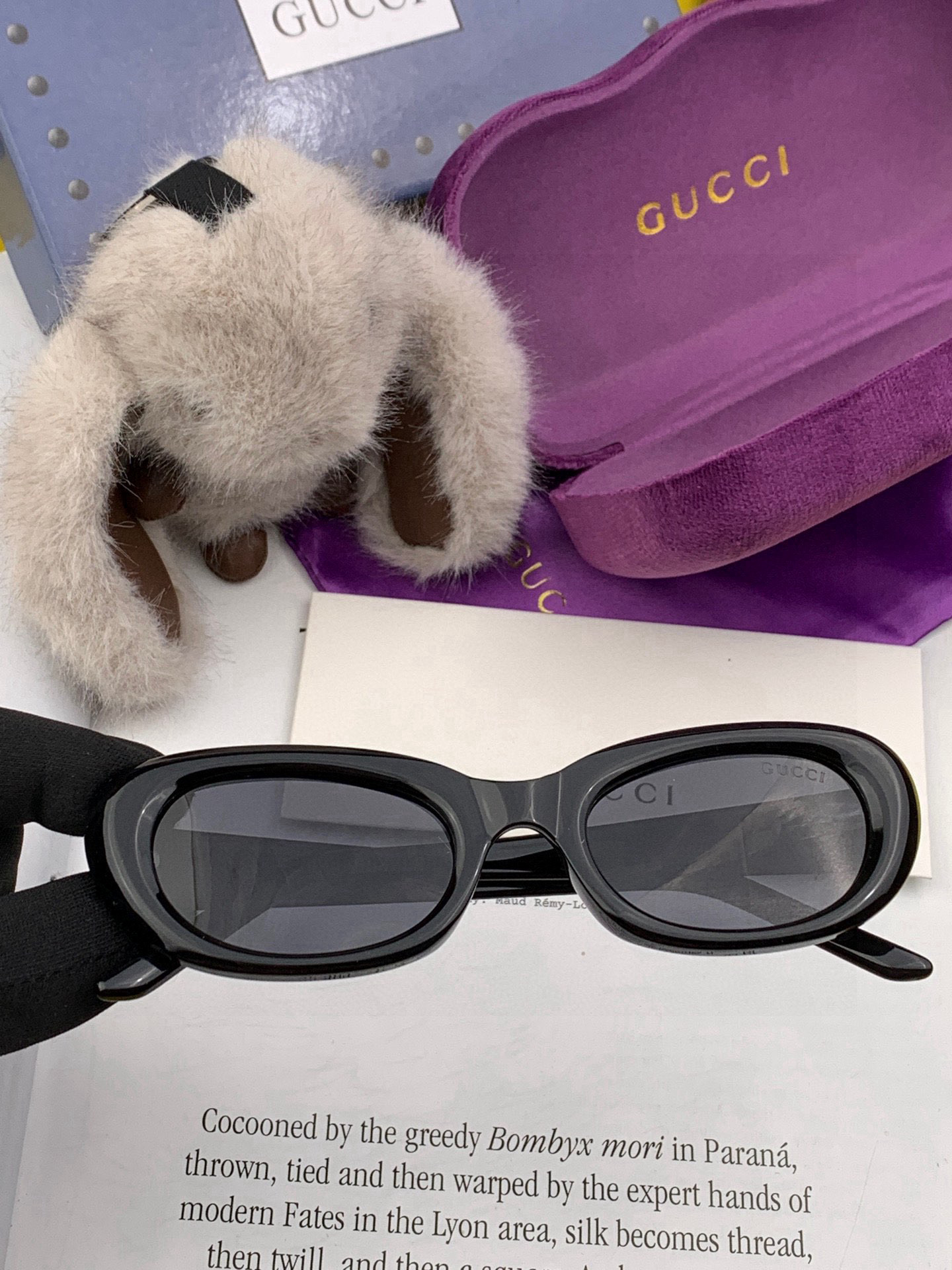   【TR偏光系列】Gucci   经典的小框设计，情侣款不挑脸型，无论搭配大衣还是连衣裙都非常显气质偏