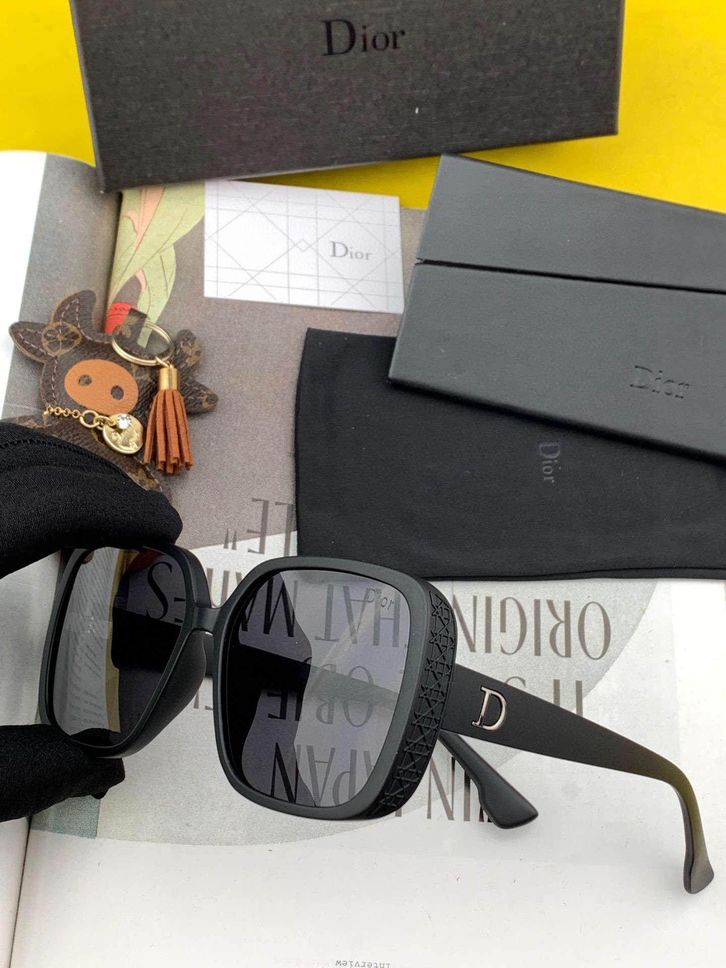  🔺 【DIOR-迪奥】2025开春新款 潮流爆款 时尚方框偏光太阳镜 高品质 佩戴舒适 网红潮款墨镜 