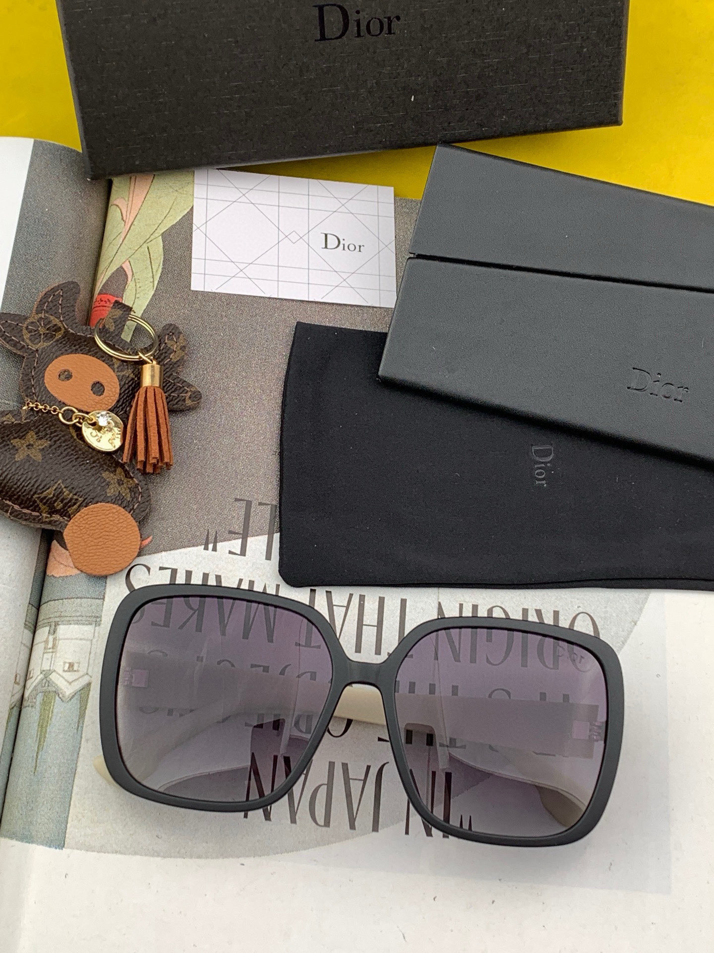  🔺 【DIOR-迪奥】2025开春新款 潮流爆款 时尚方框偏光太阳镜 高品质 佩戴舒适 网红潮款墨镜 