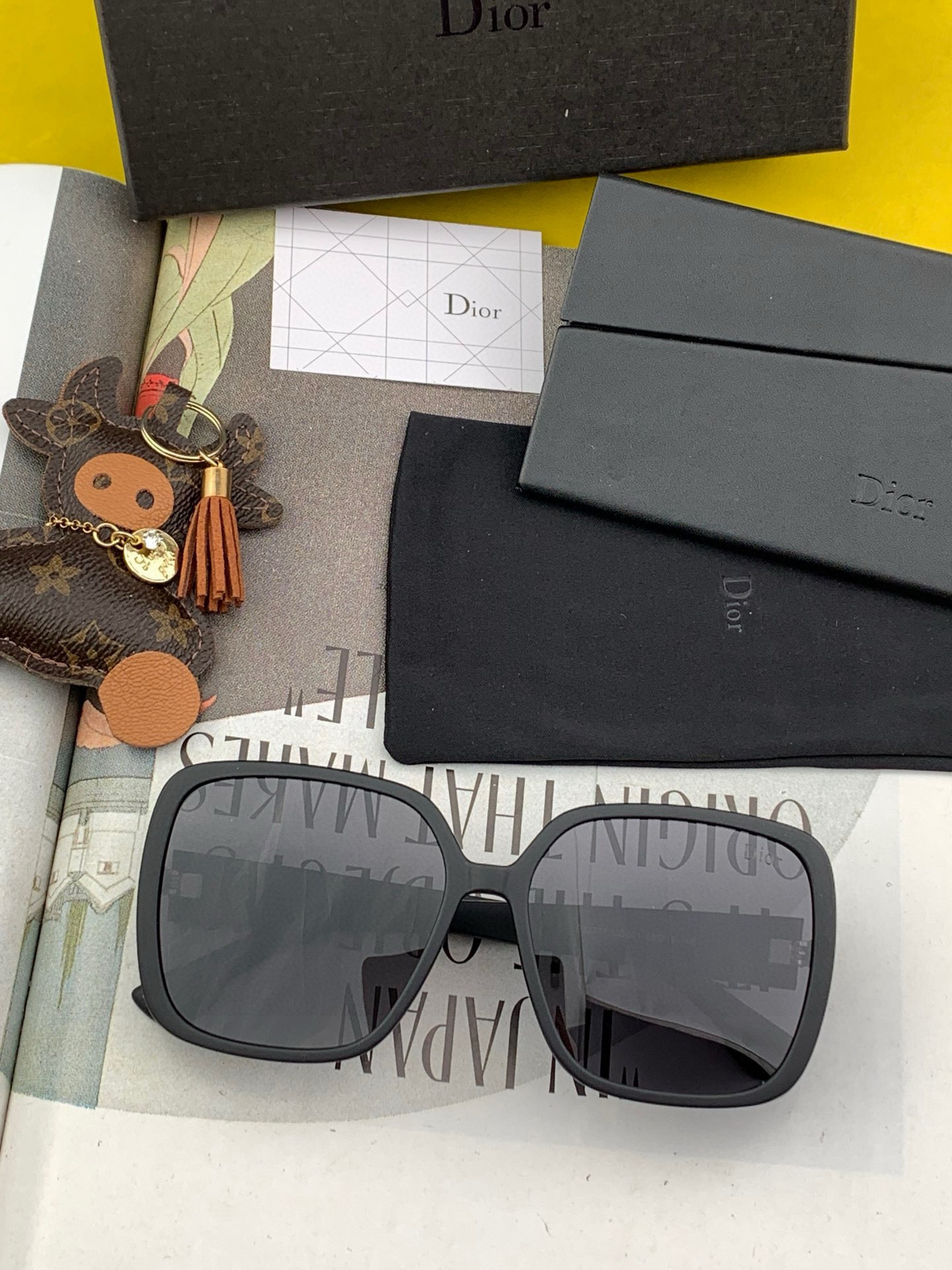  🔺 【DIOR-迪奥】2025开春新款 潮流爆款 时尚方框偏光太阳镜 高品质 佩戴舒适 网红潮款墨镜 