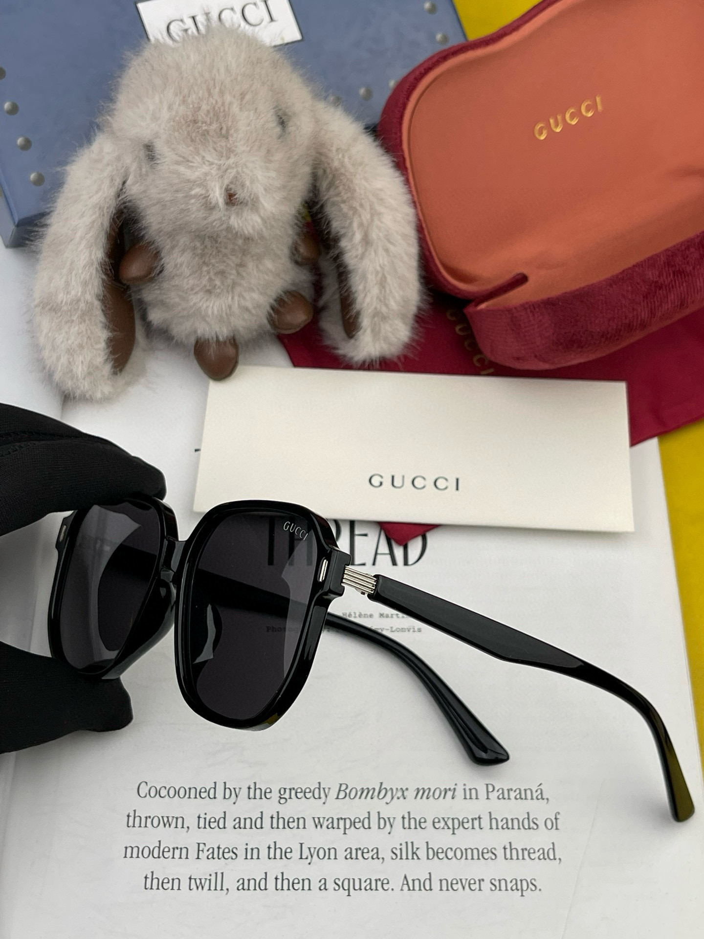   【TR偏光系列】Gucci   经典的方框设计，情侣款不挑脸型，无论搭配大衣还是连衣裙都非常显气质偏