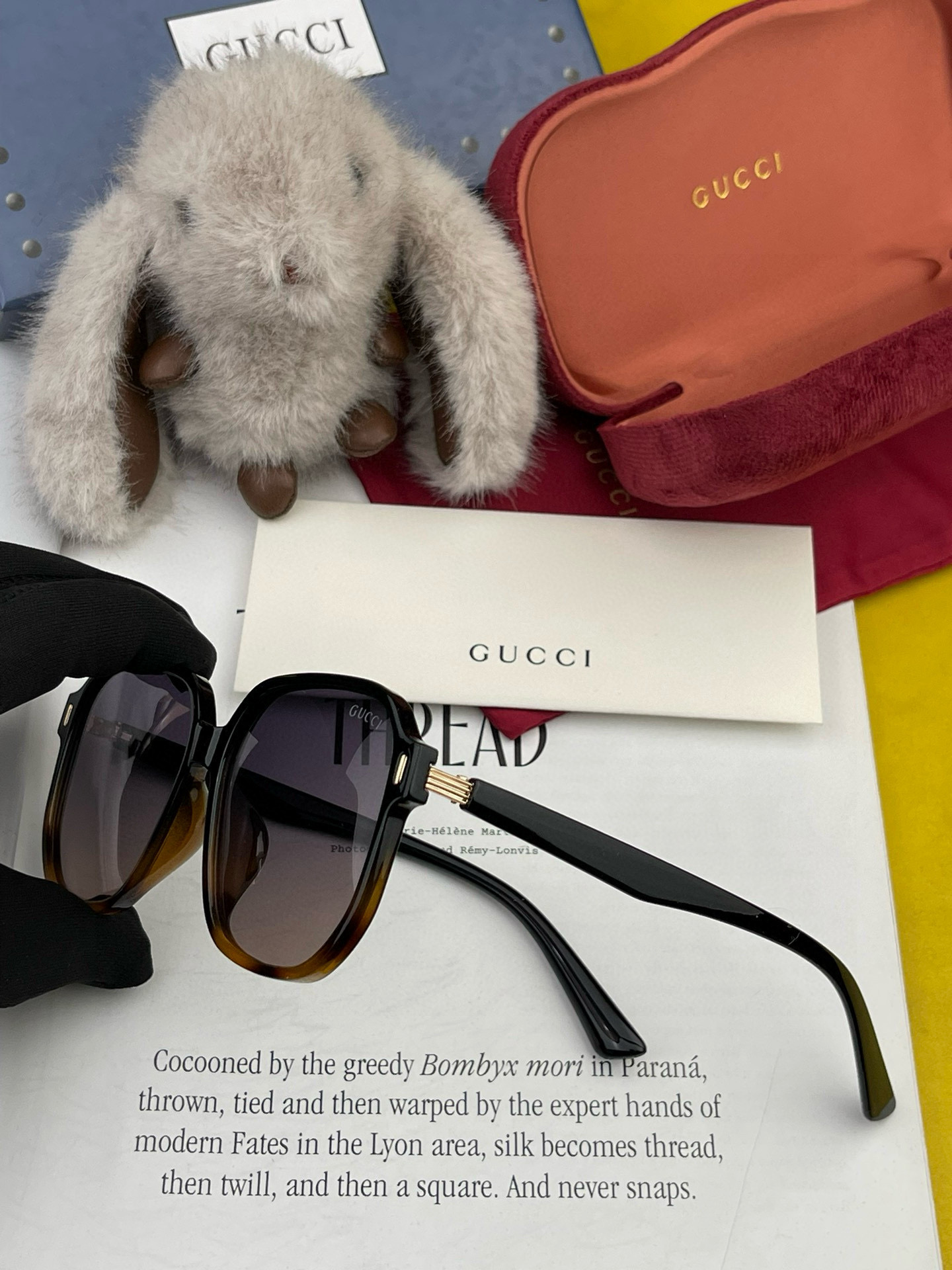   【TR偏光系列】Gucci   经典的方框设计，情侣款不挑脸型，无论搭配大衣还是连衣裙都非常显气质偏