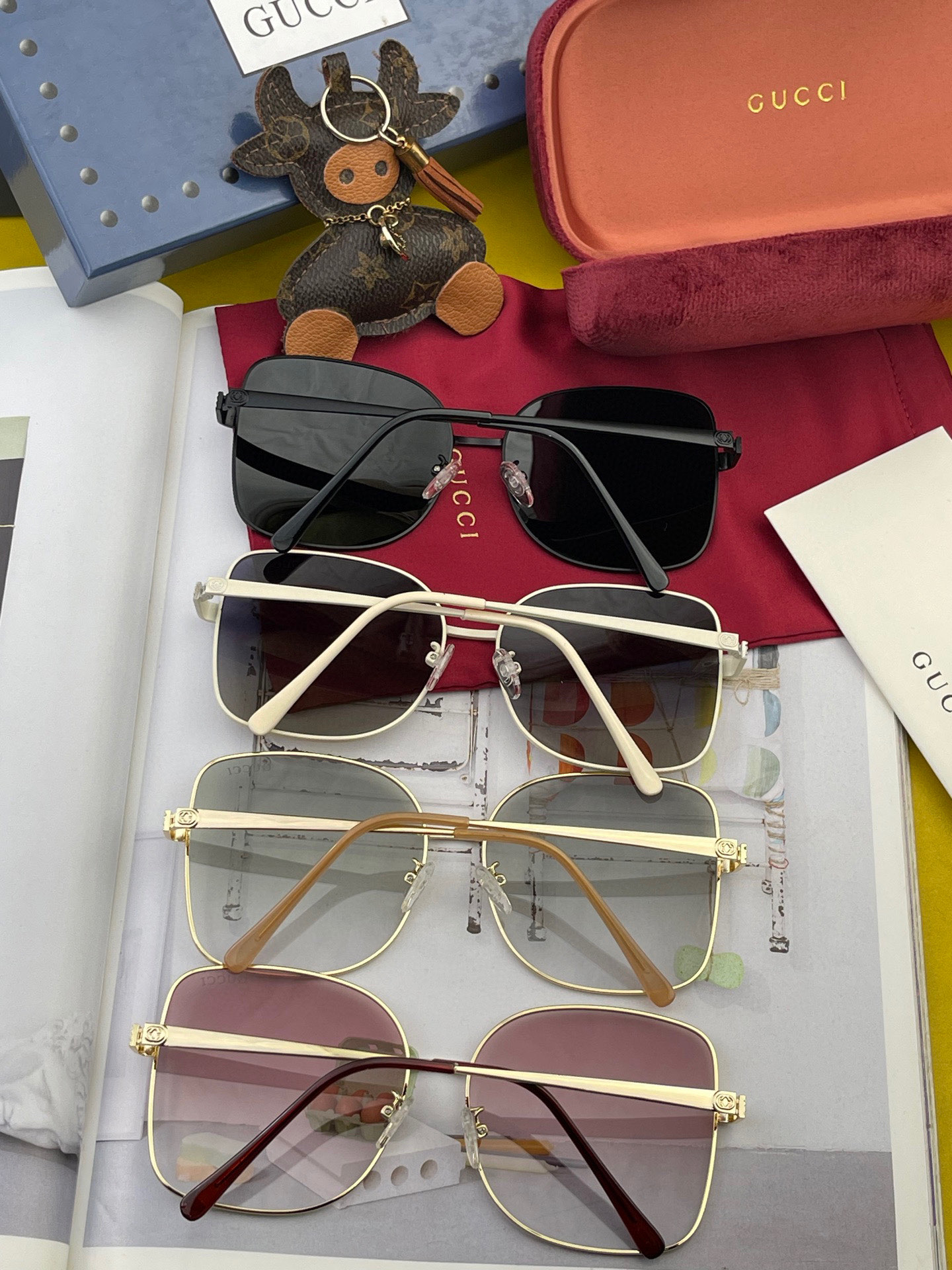  GUCCI 2025开春新款 最新款方框太阳镜 各路网红纷纷带起气场满分‼️ 俏皮甜美.上脸效果更佳.