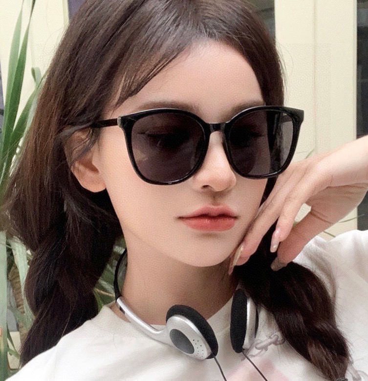  【TR偏光系列】Gucci   经典的圆框设计，情侣款不挑脸型，无论搭配大衣还是连衣裙都非常显气质偏
