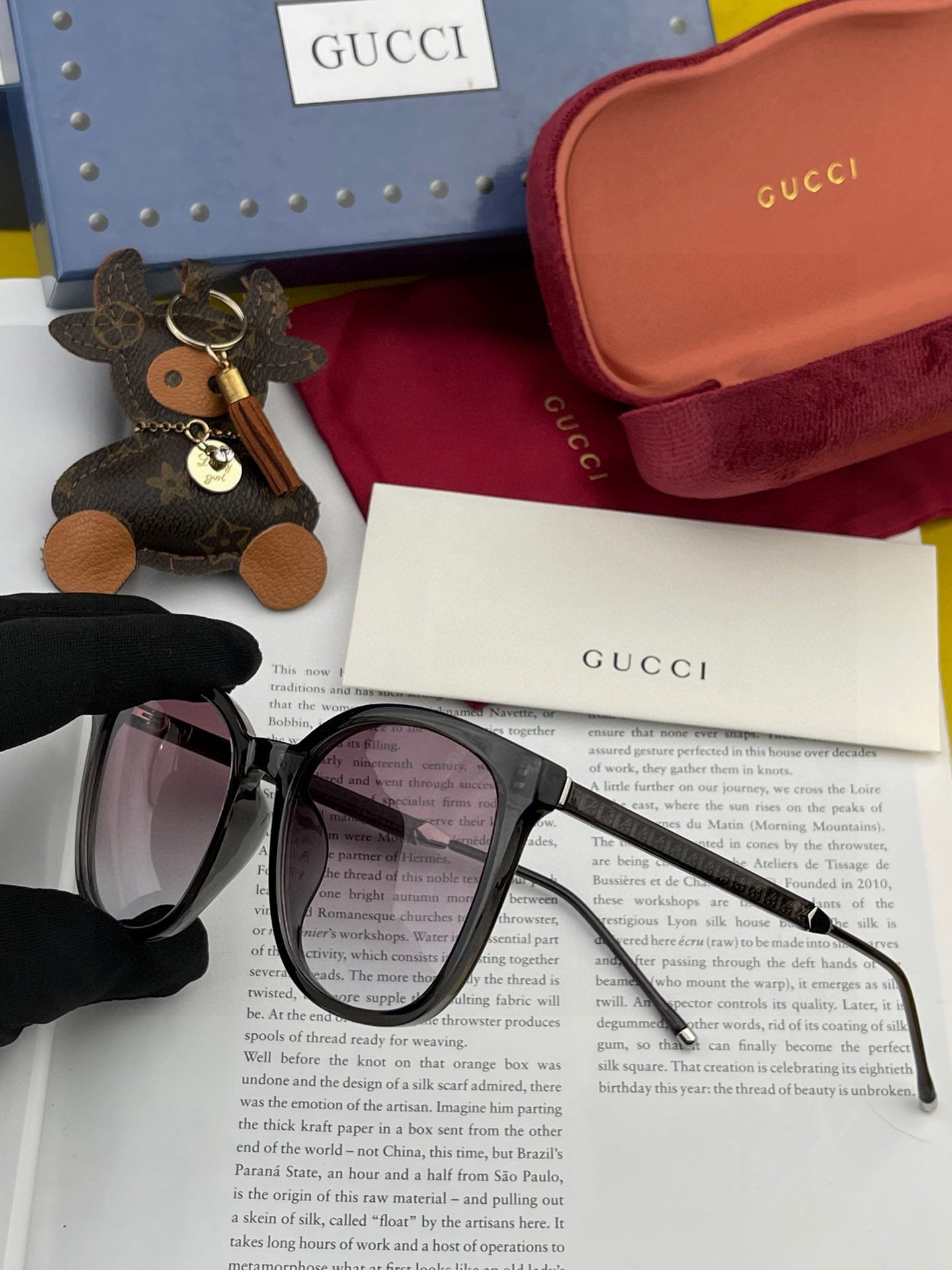   【TR偏光系列】Gucci   经典的圆框设计，情侣款不挑脸型，无论搭配大衣还是连衣裙都非常显气质偏