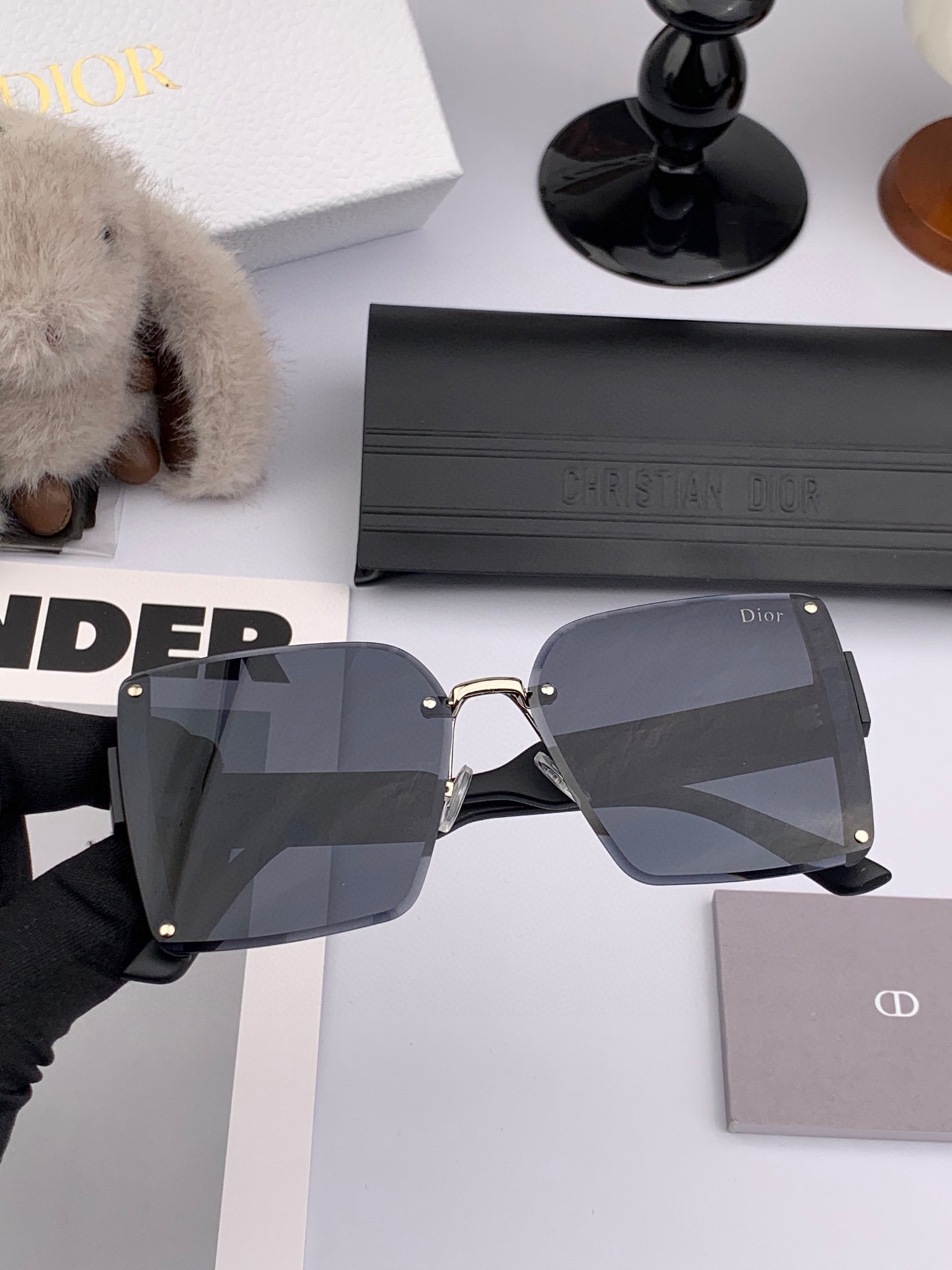 🔺 【DIOR-迪奥】2025开春新款 潮流爆款 时尚方框偏光太阳镜 高品质 佩戴舒适 网红潮款墨镜 女