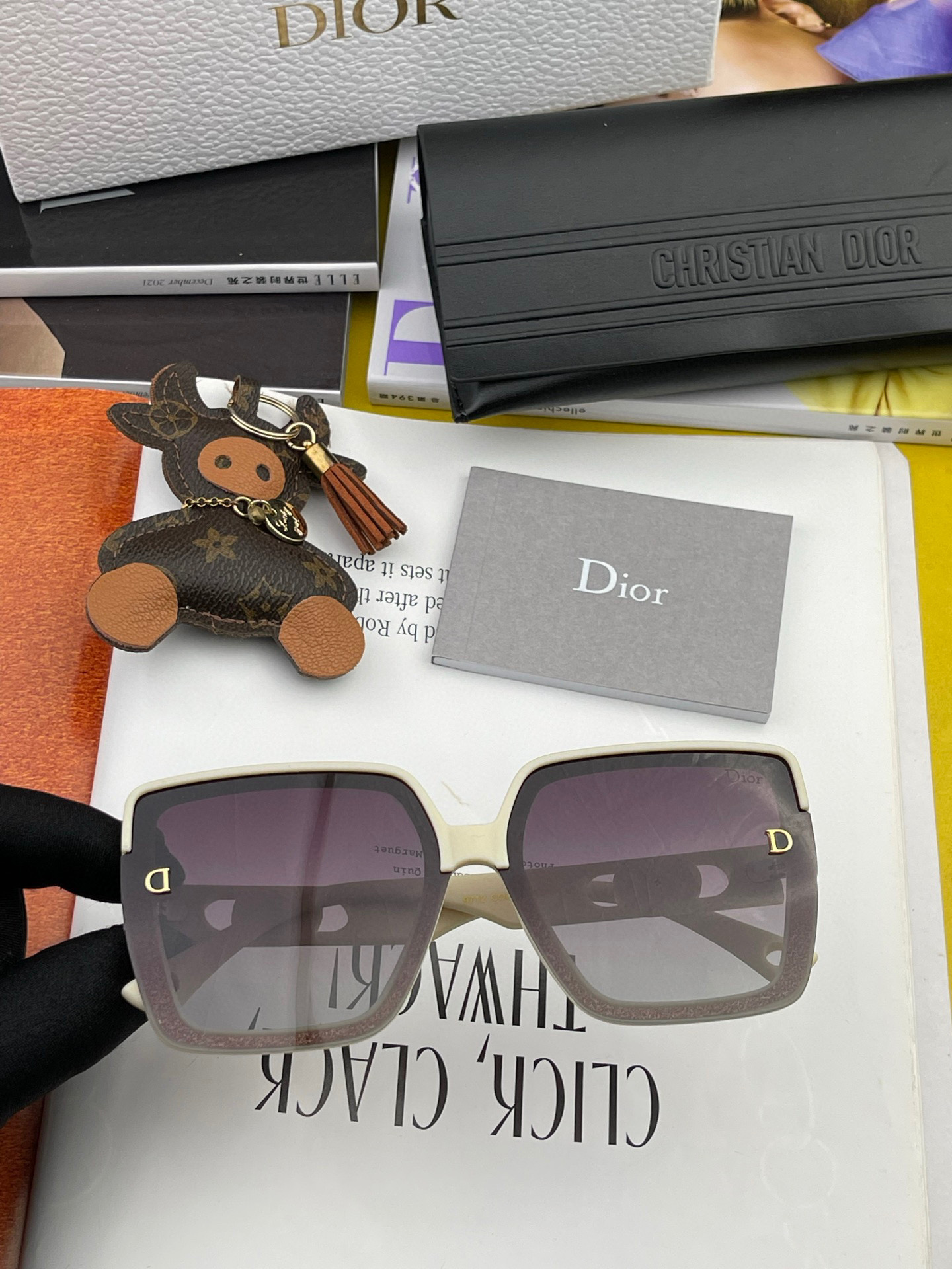  🔺 【DIOR-迪奥】2025开春新款 潮流爆款 时尚方框偏光太阳镜 高品质 佩戴舒适 网红潮款墨镜 